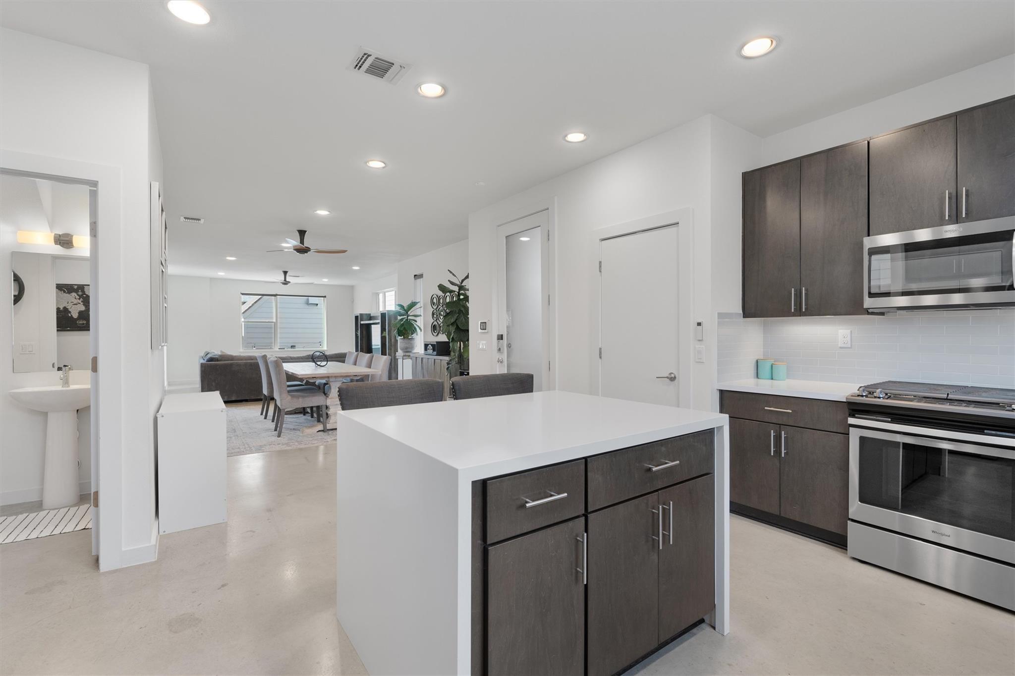 4020 Airport Blvd # 7, Austin, TX 78722