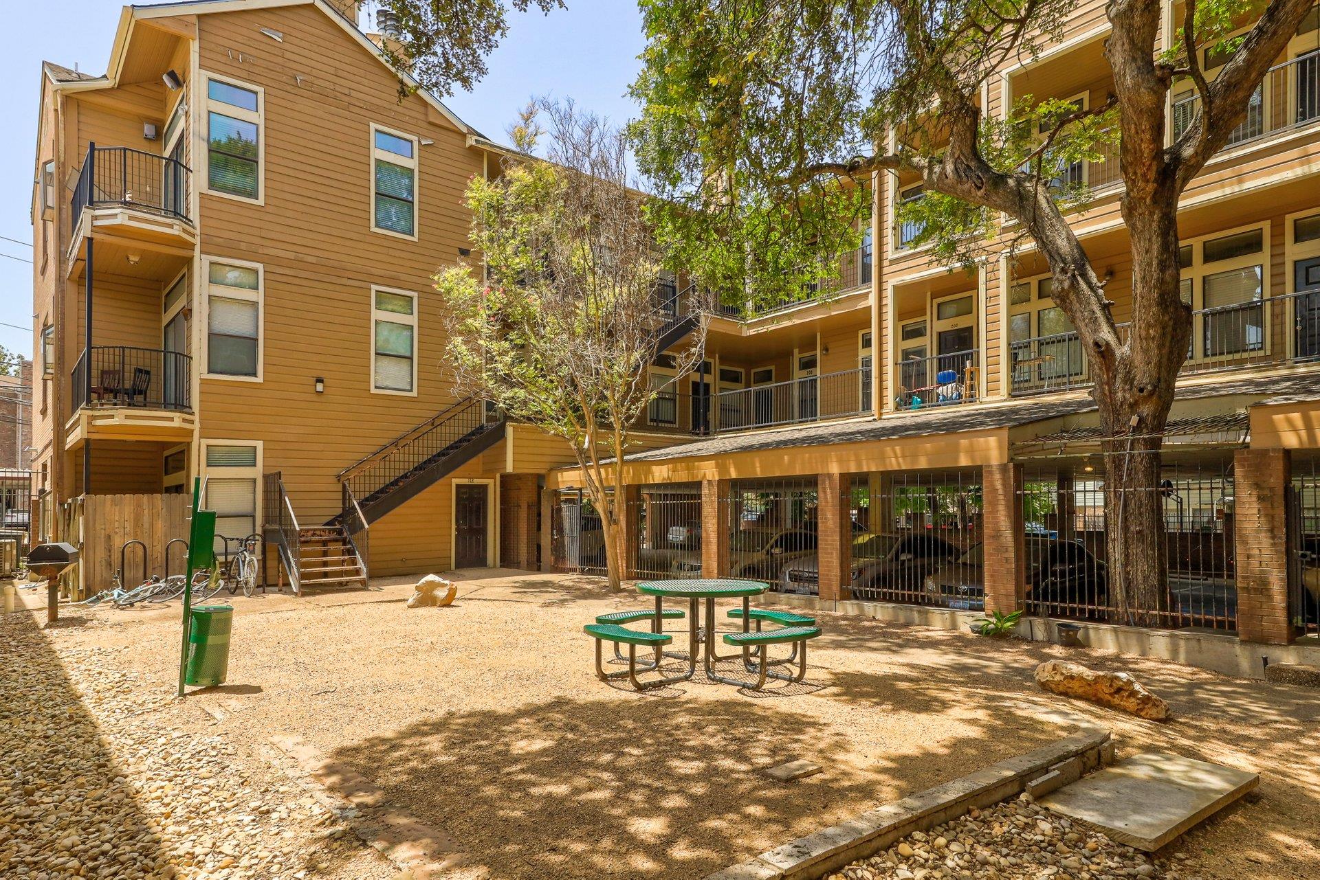 2802 Nueces St # 306, Austin, TX 78705