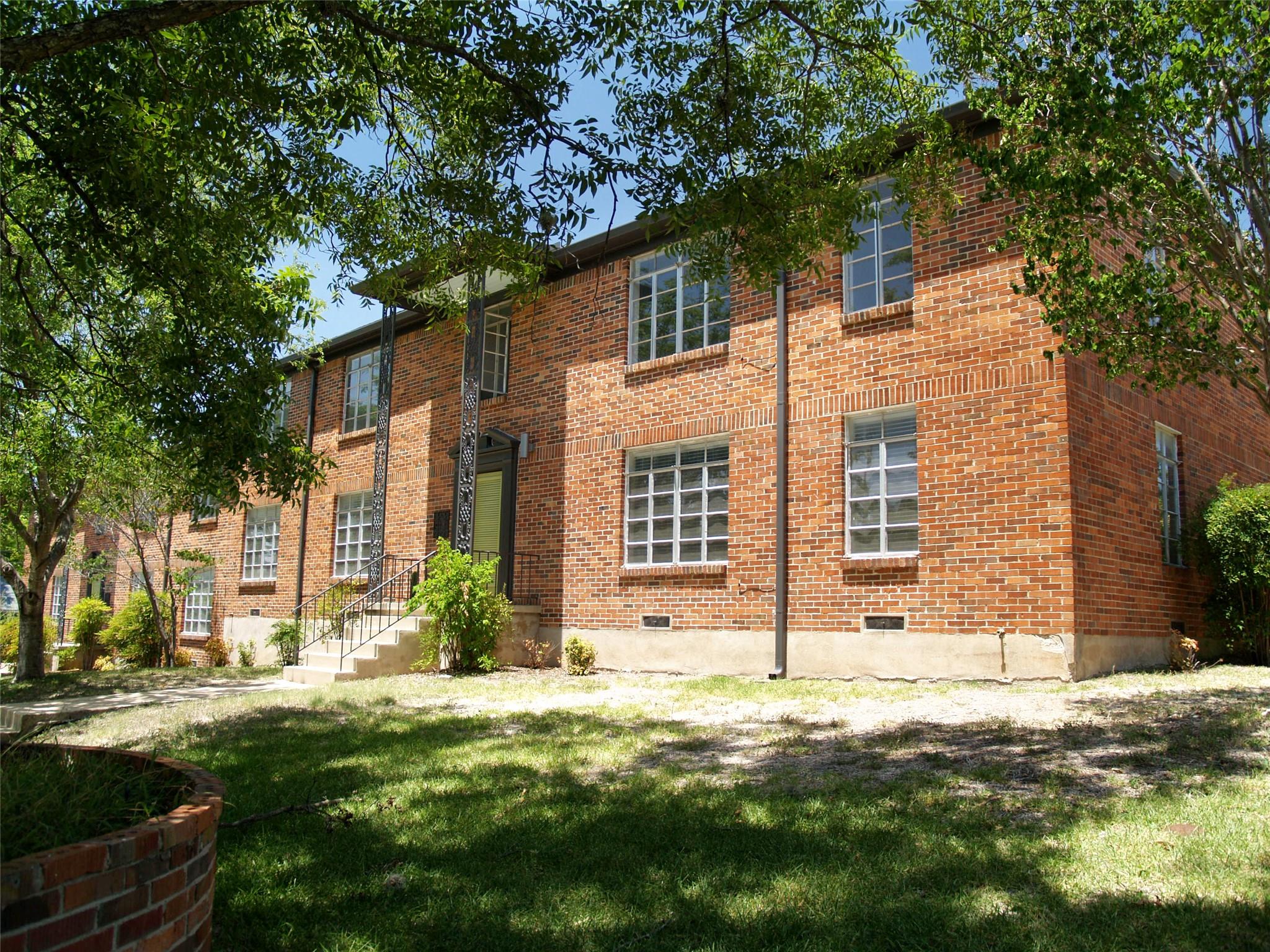 3206 Tom Green St # F, Austin, TX 78705
