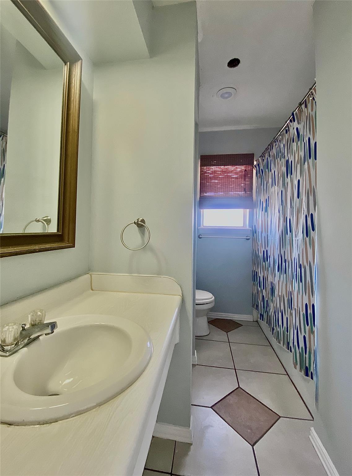 8602 Colonial Dr, Austin, TX 78758