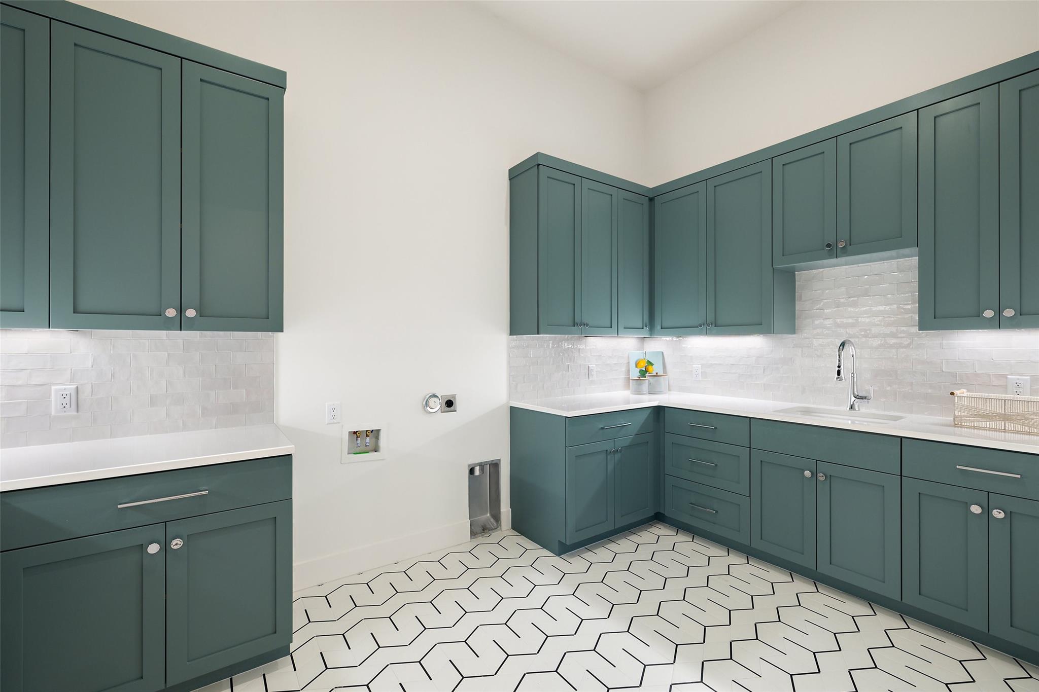 17212 MORNING GROVE Ln, Austin, TX 78738