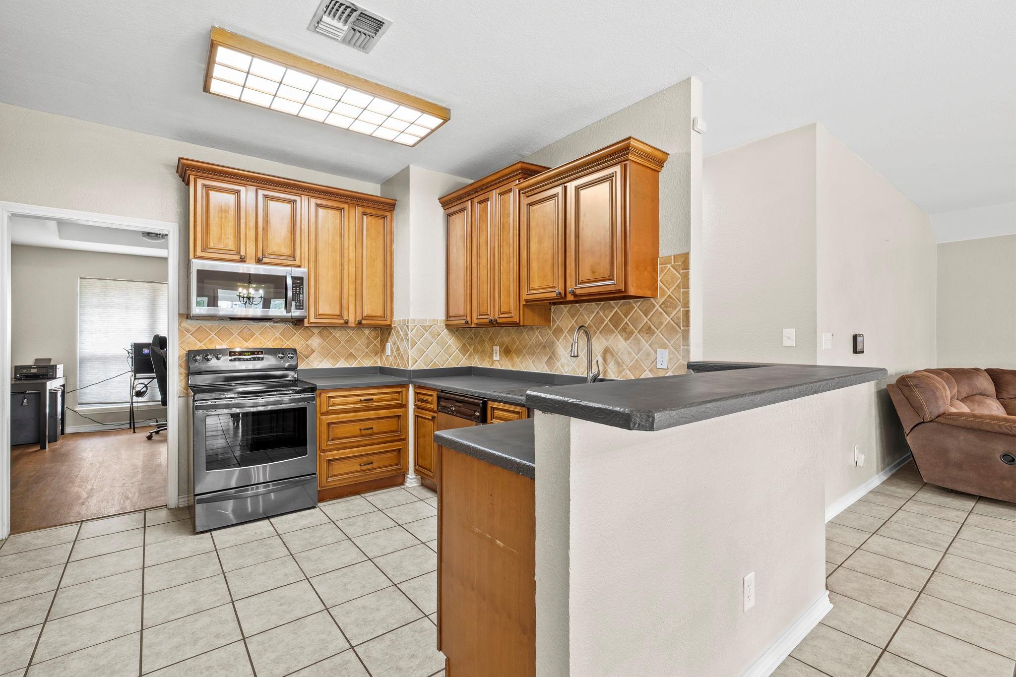 2808 Kneese Dr, Belton, TX 76513
