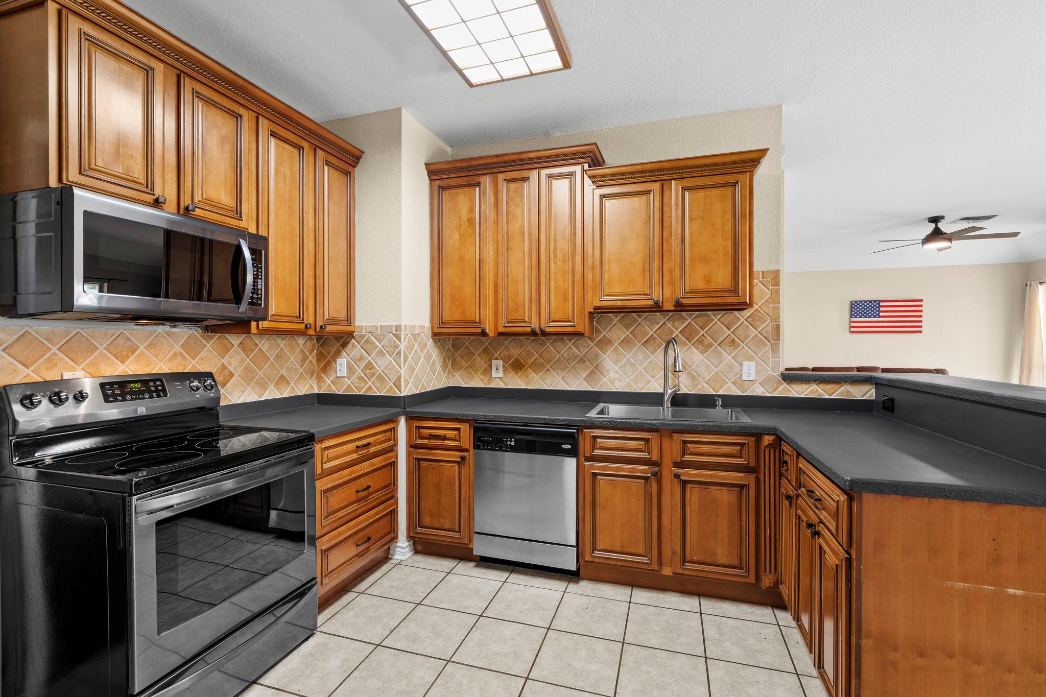 2808 Kneese Dr, Belton, TX 76513