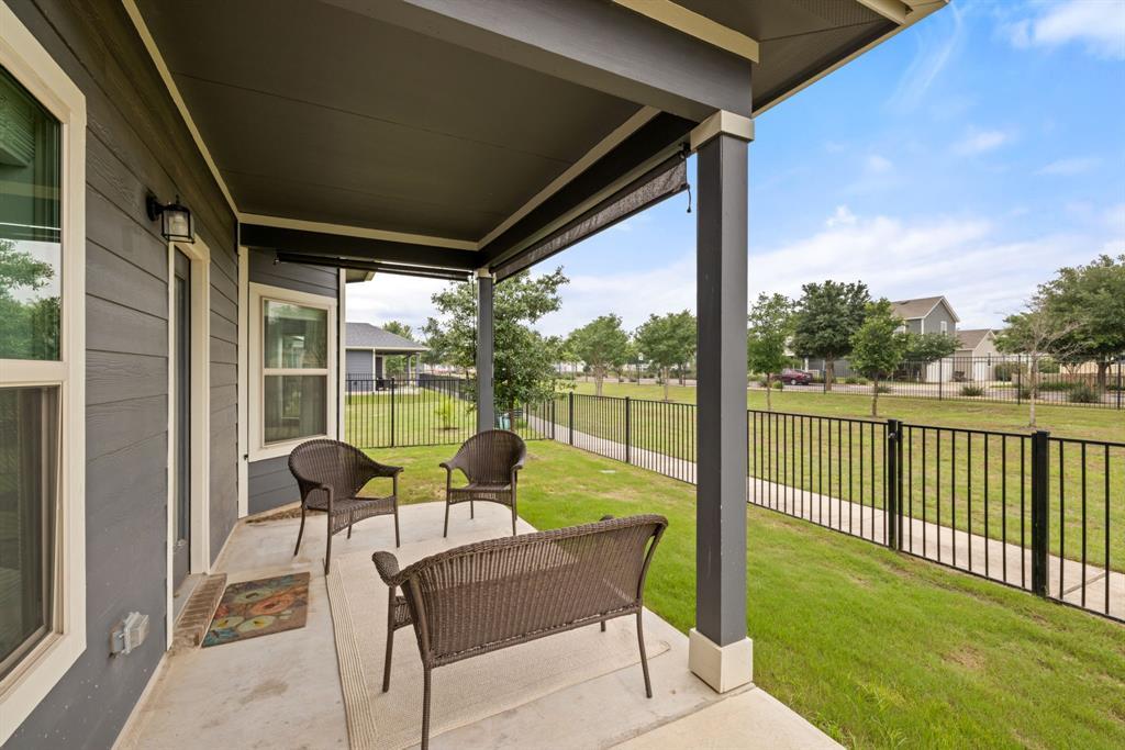 165 Rains, Kyle, TX 78640