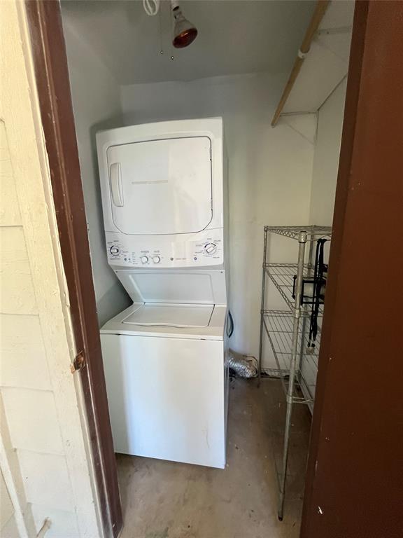 1705 Crossing Pl # 132C, Austin, TX 78741