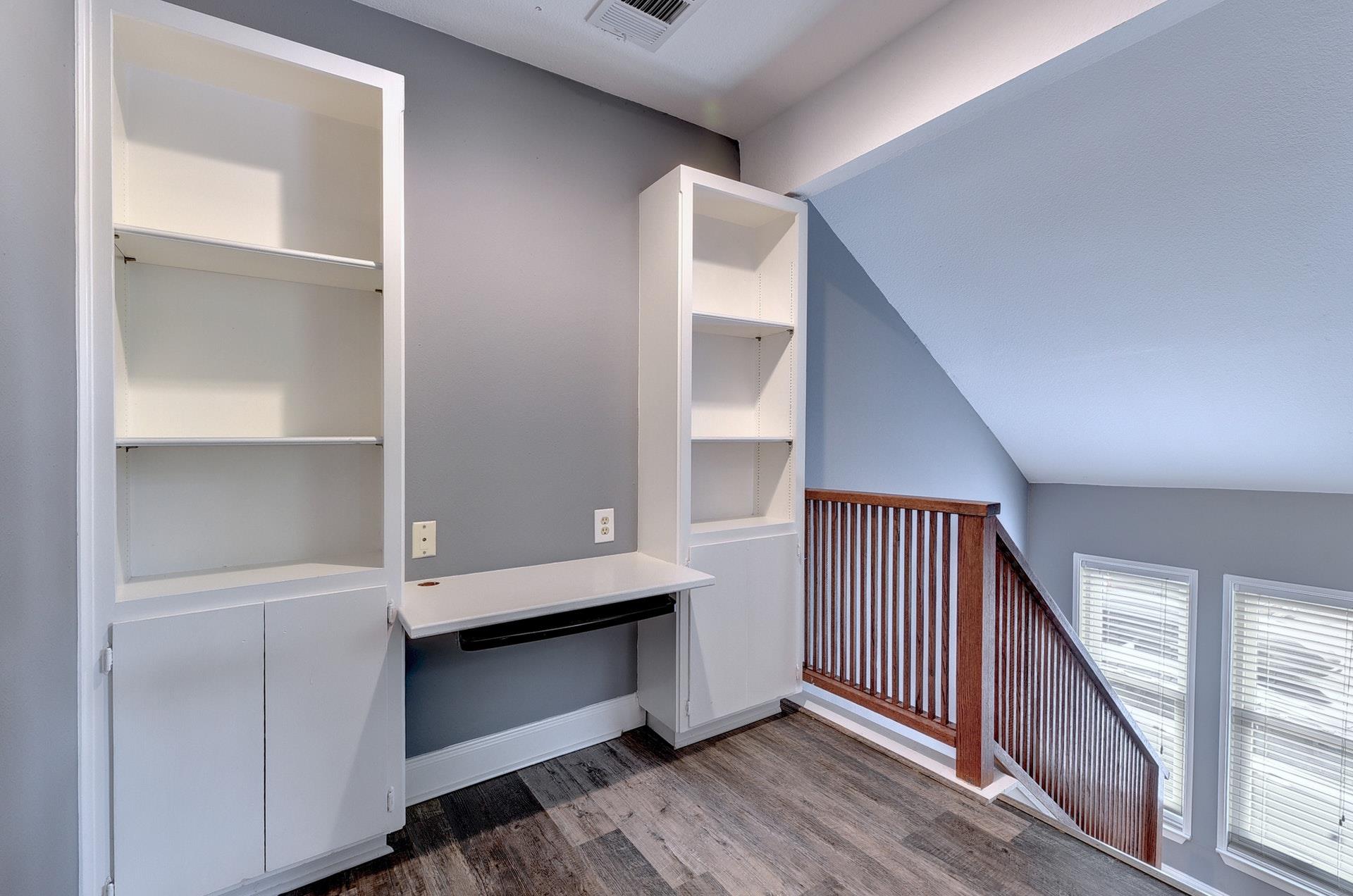 31 Marina Cir, Wimberley, TX 78676
