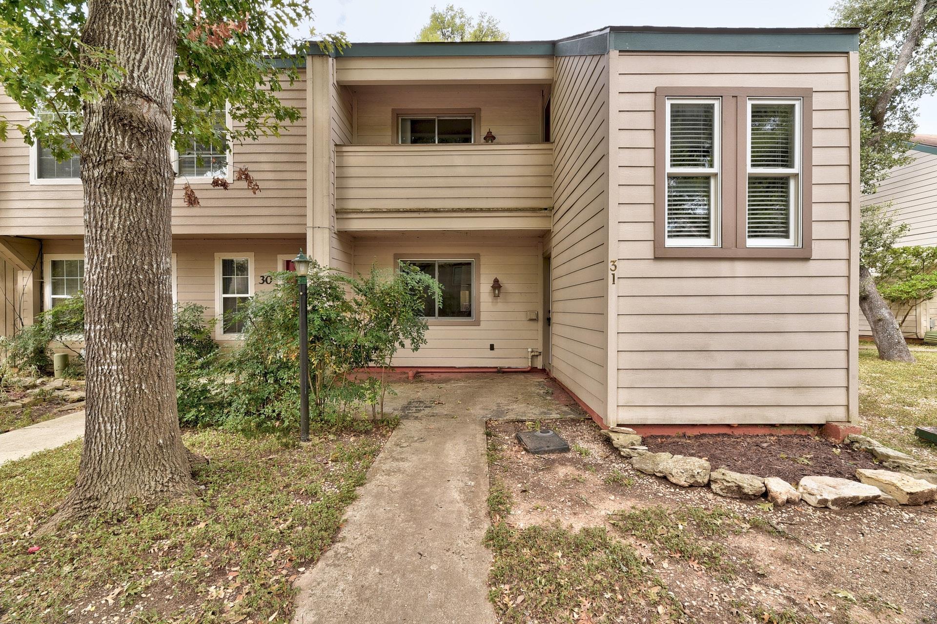 31 Marina Cir, Wimberley, TX 78676