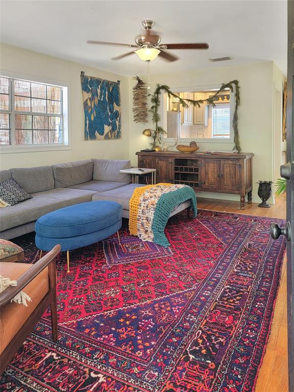 2413 S Bahama Rd, Austin, TX 78733