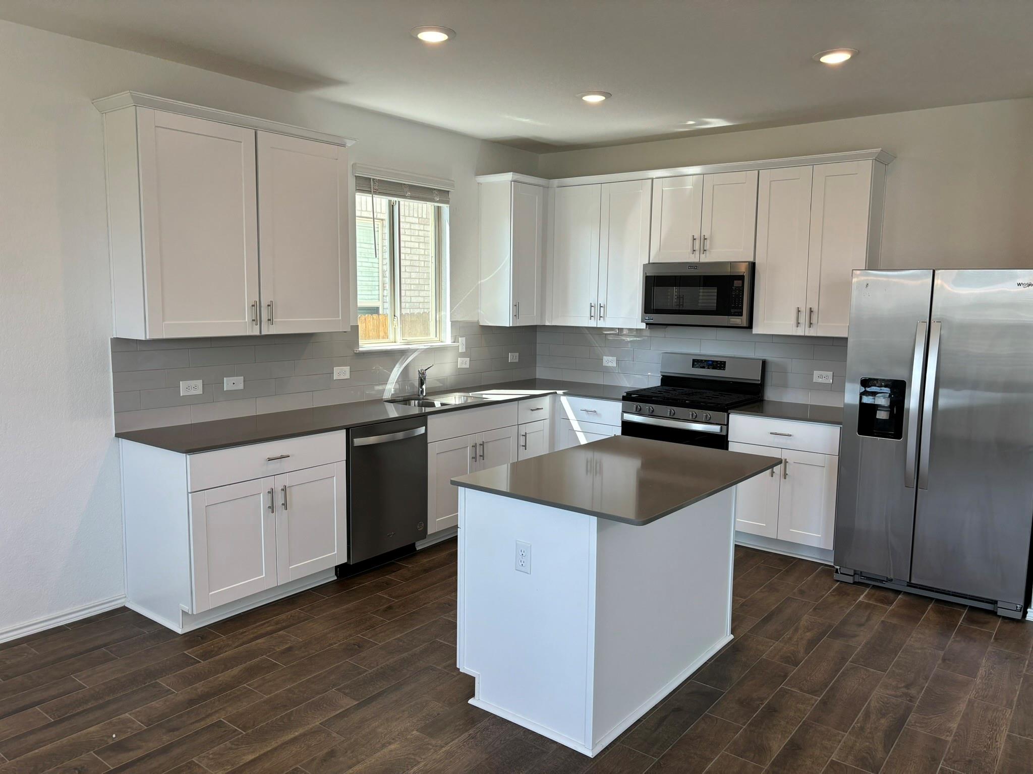 108 Bennington Dr, Liberty Hill, TX 78642