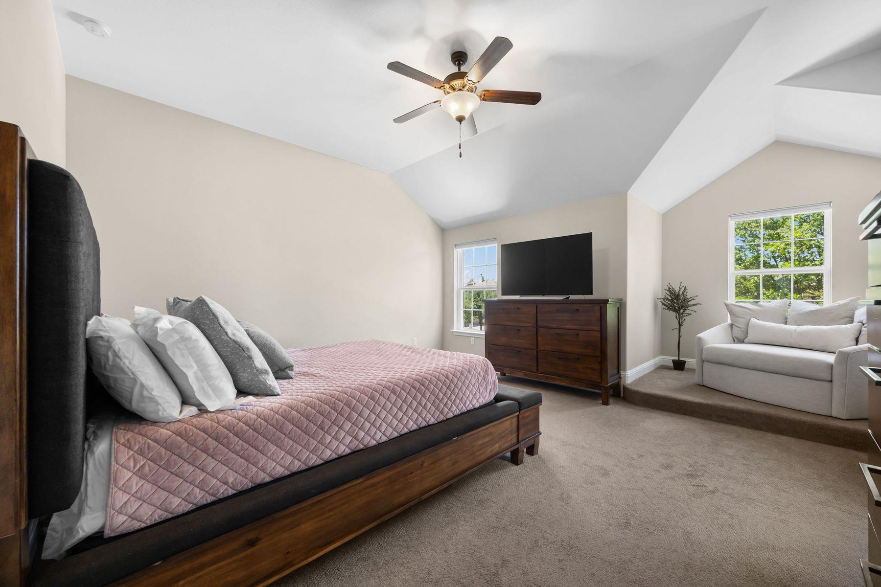 5221 Rain Lily Dr, Austin, TX 78739