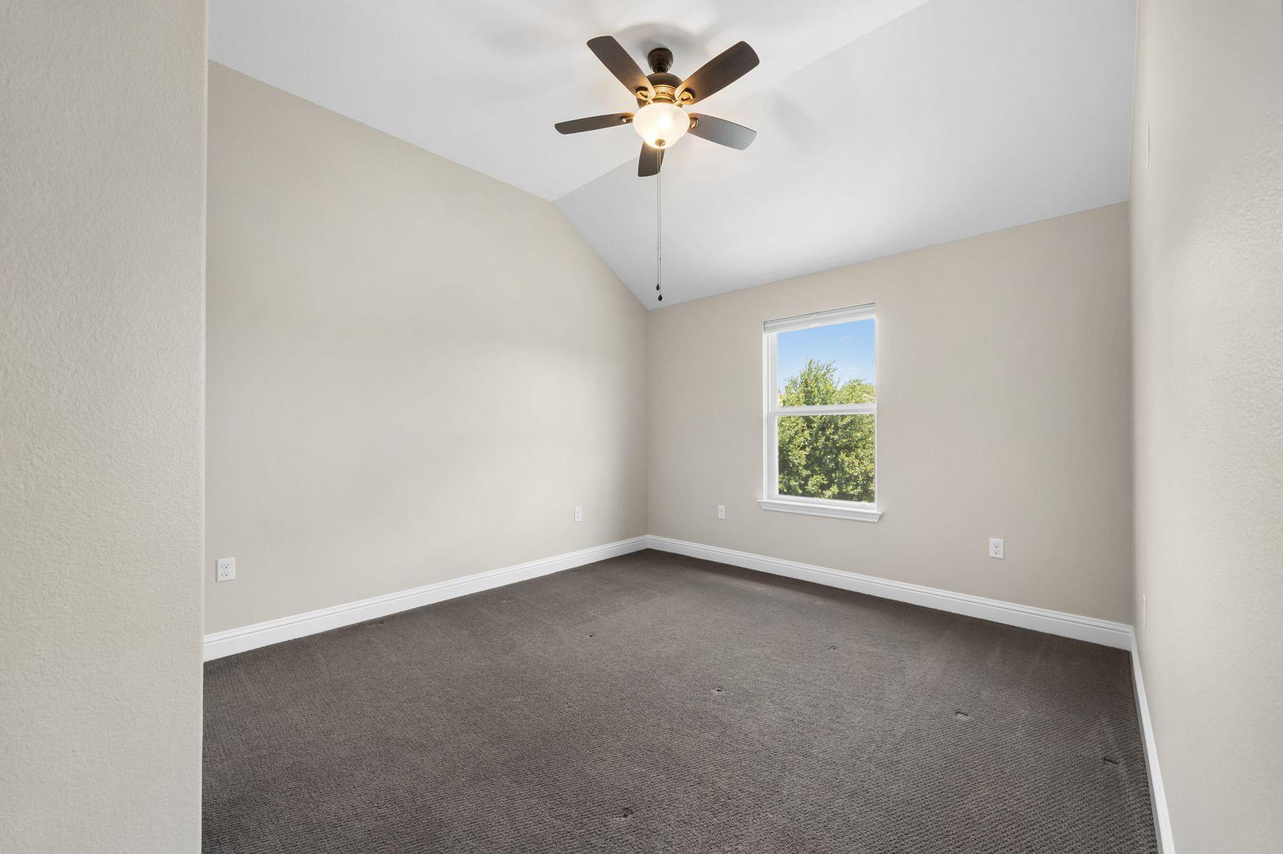 5221 Rain Lily Dr, Austin, TX 78739