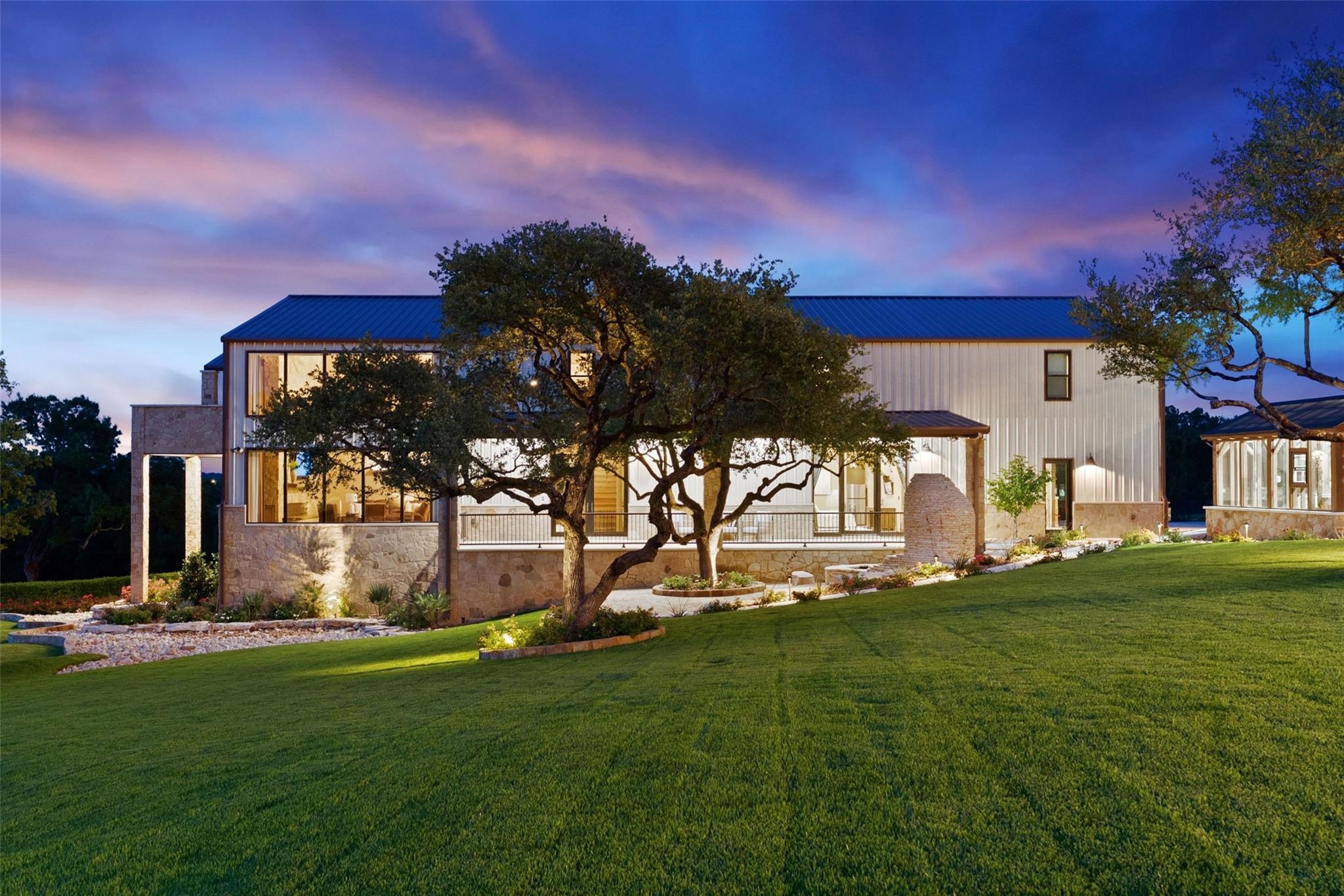 105 Esperanza Petal Pass, Liberty Hill, TX 78642