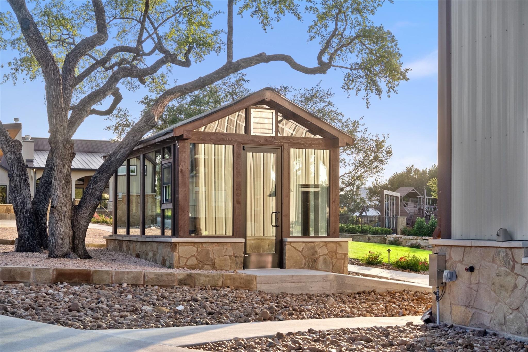 105 Esperanza Petal Pass, Liberty Hill, TX 78642