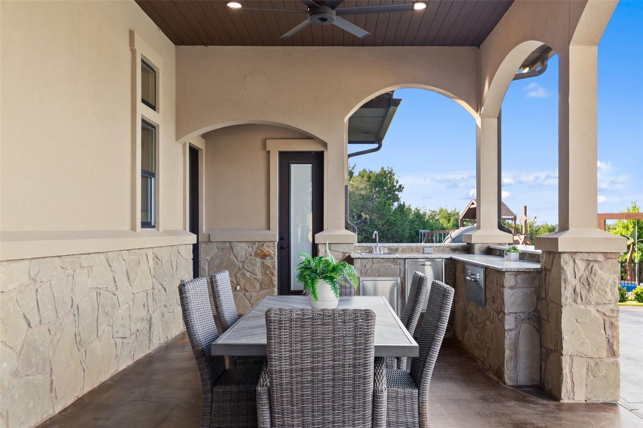 105 Esperanza Petal Pass, Liberty Hill, TX 78642