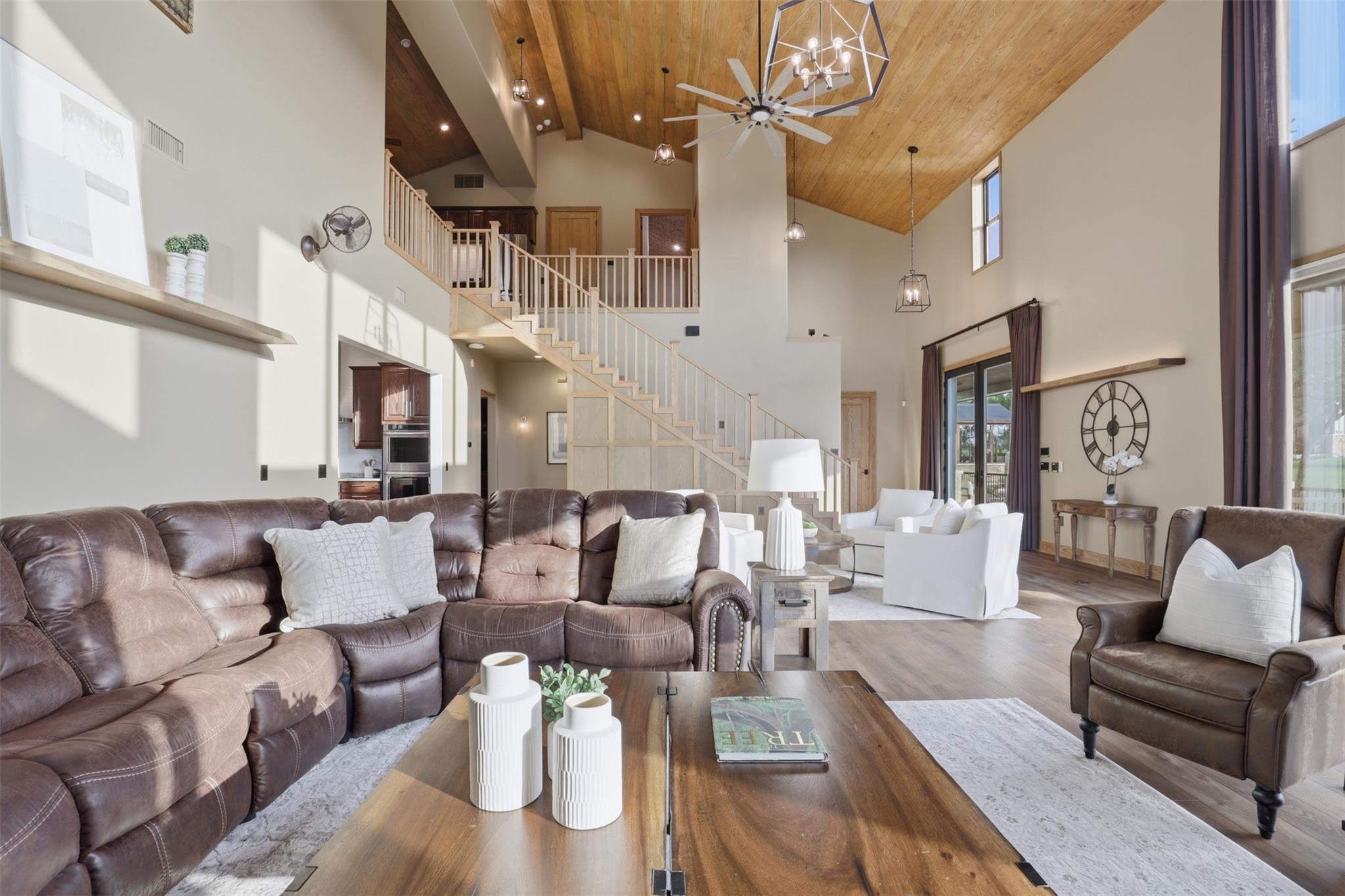 105 Esperanza Petal Pass, Liberty Hill, TX 78642