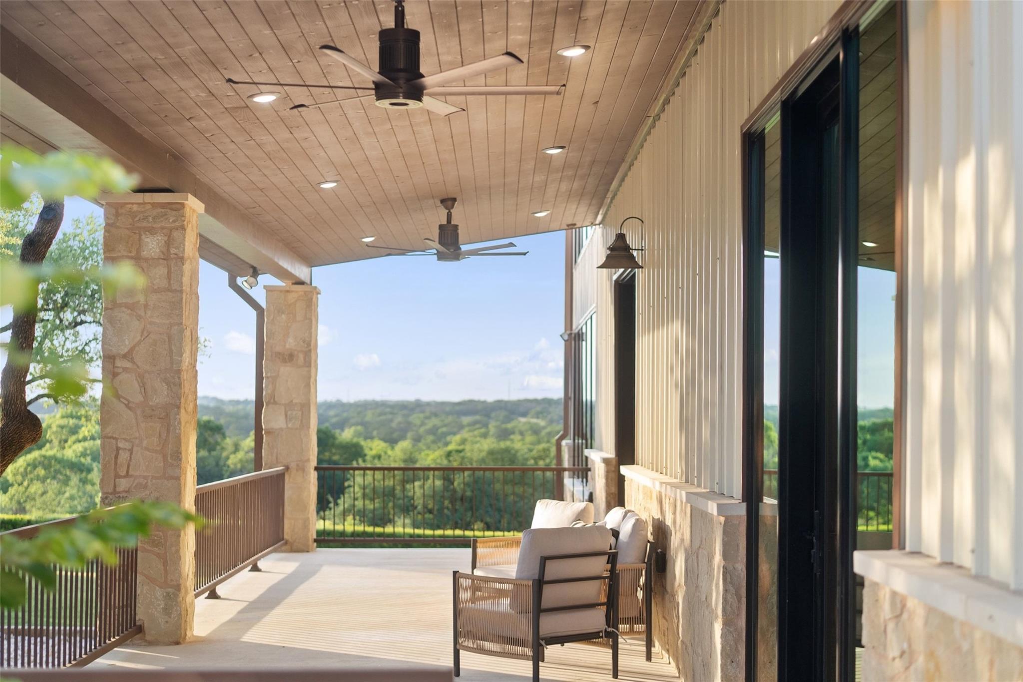 105 Esperanza Petal Pass, Liberty Hill, TX 78642
