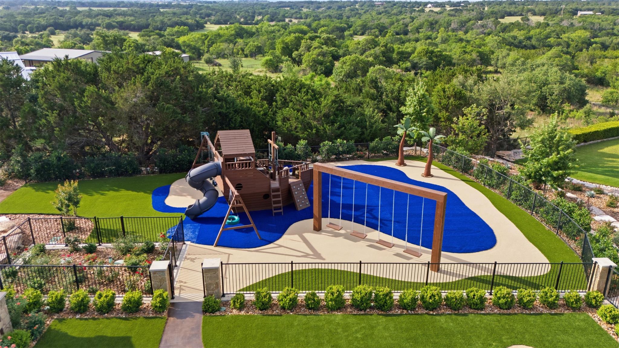 105 Esperanza Petal Pass, Liberty Hill, TX 78642