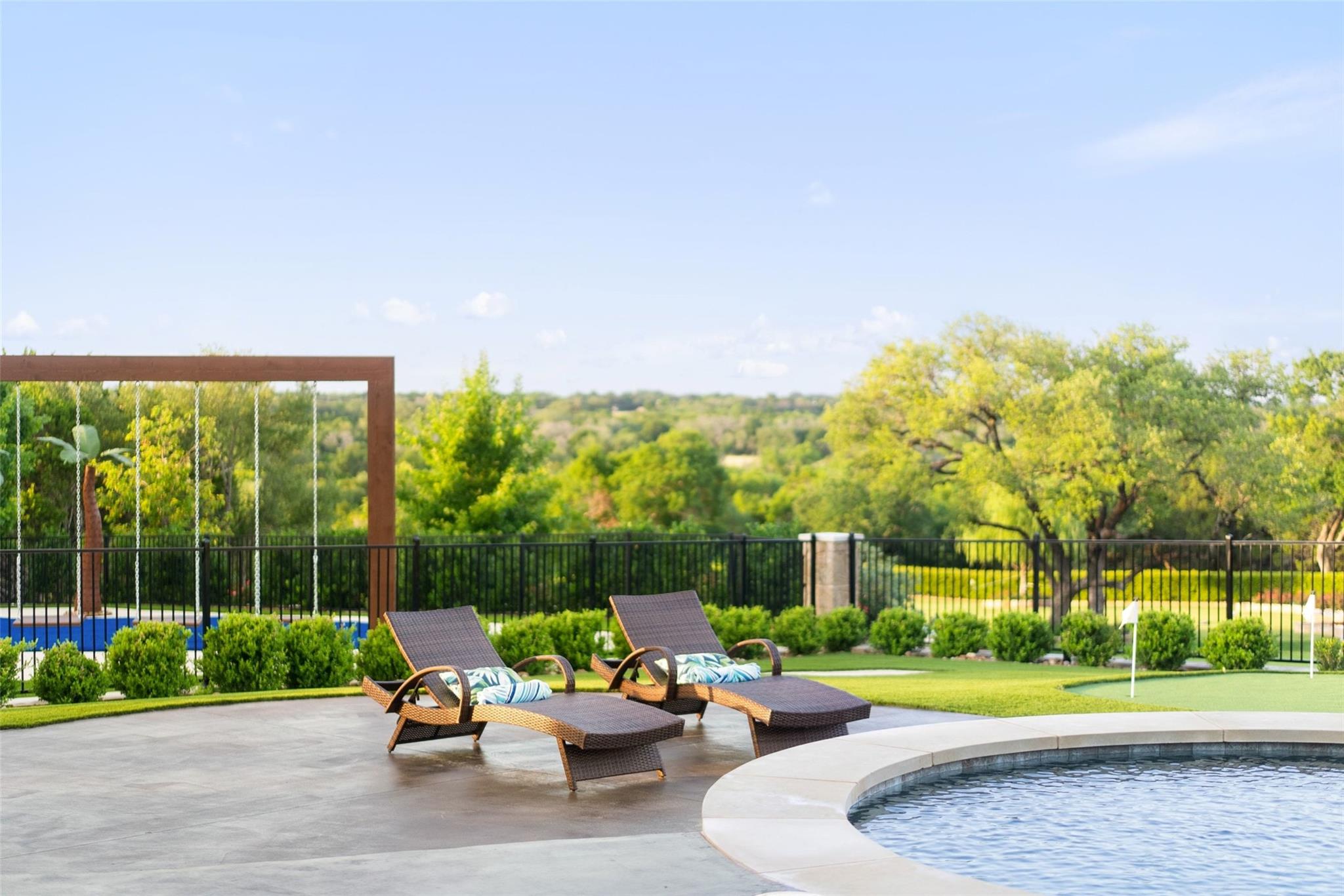 105 Esperanza Petal Pass, Liberty Hill, TX 78642