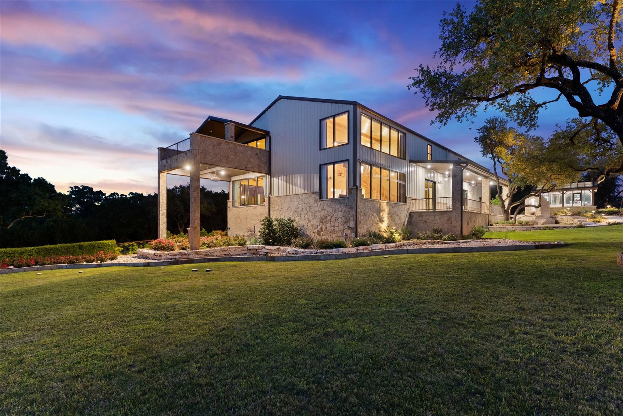 105 Esperanza Petal Pass, Liberty Hill, TX 78642