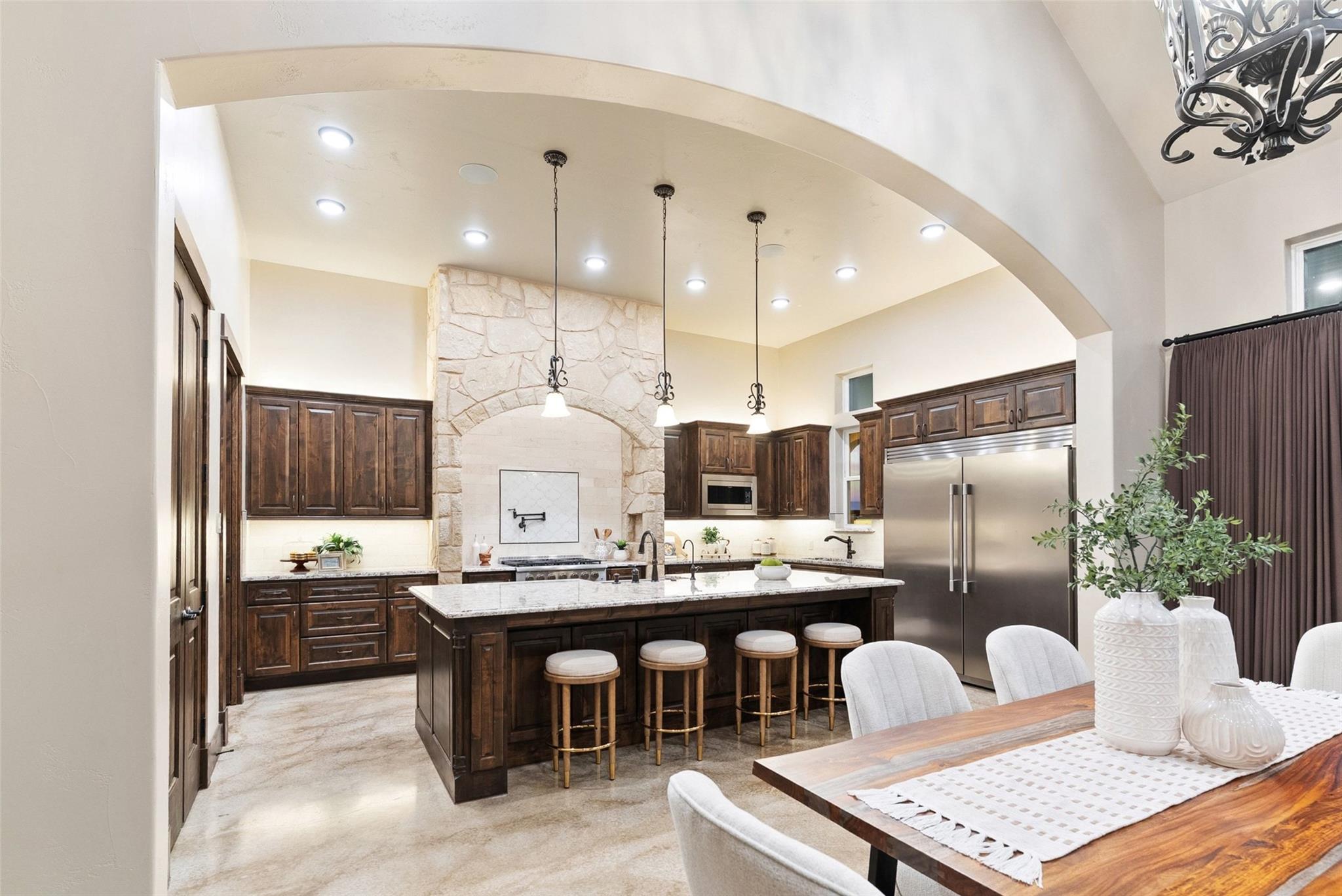 105 Esperanza Petal Pass, Liberty Hill, TX 78642