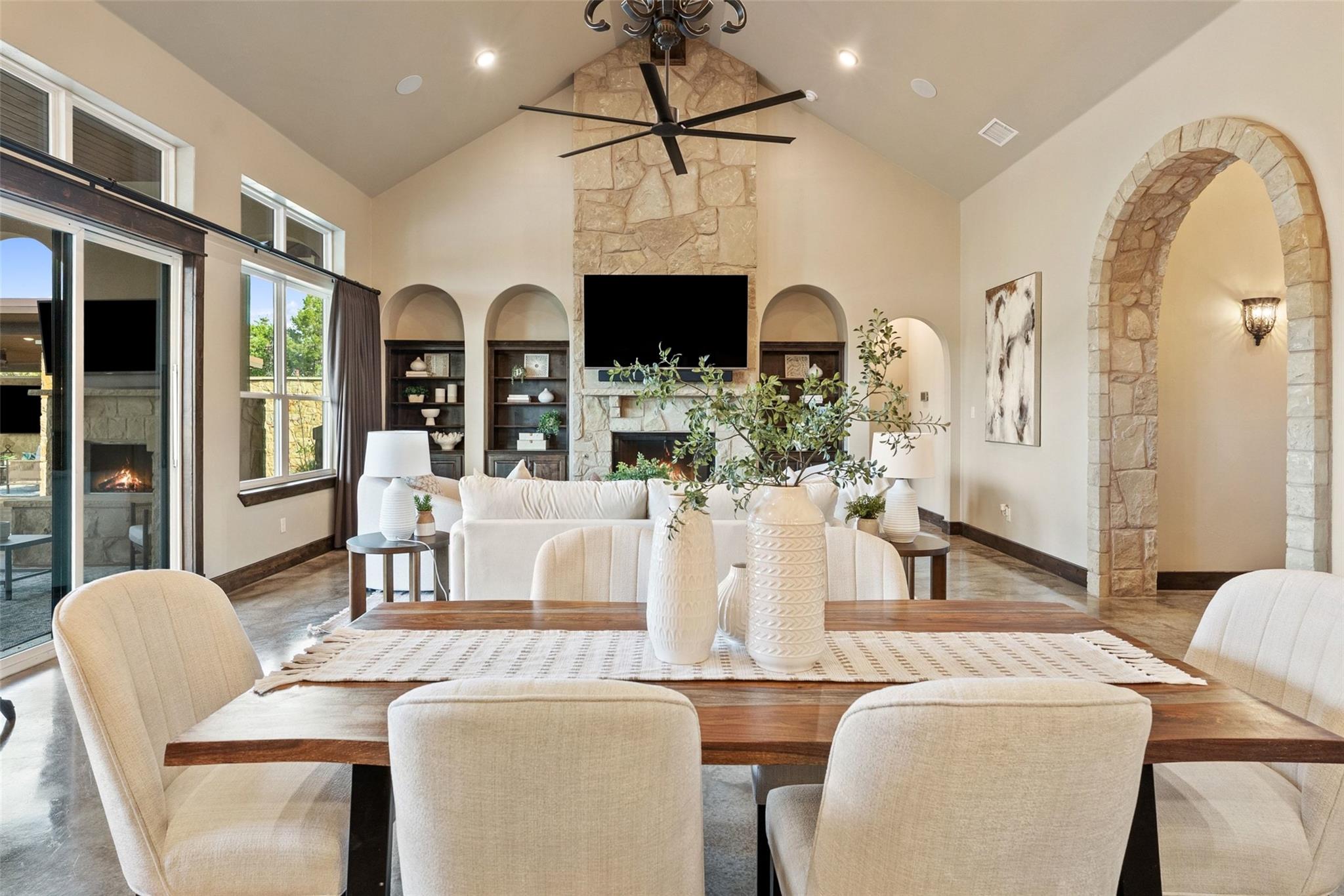 105 Esperanza Petal Pass, Liberty Hill, TX 78642