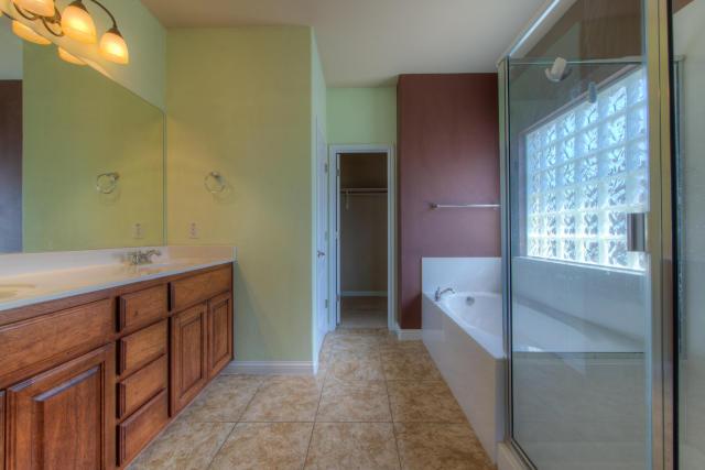 321 Limestone Trl, Austin, TX 78737