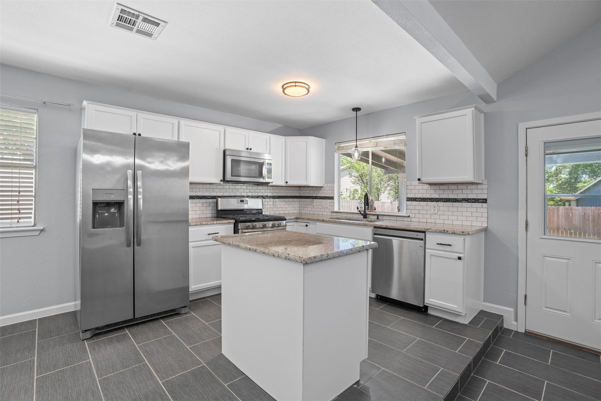 13205 Bourbon St, Austin, TX 78727