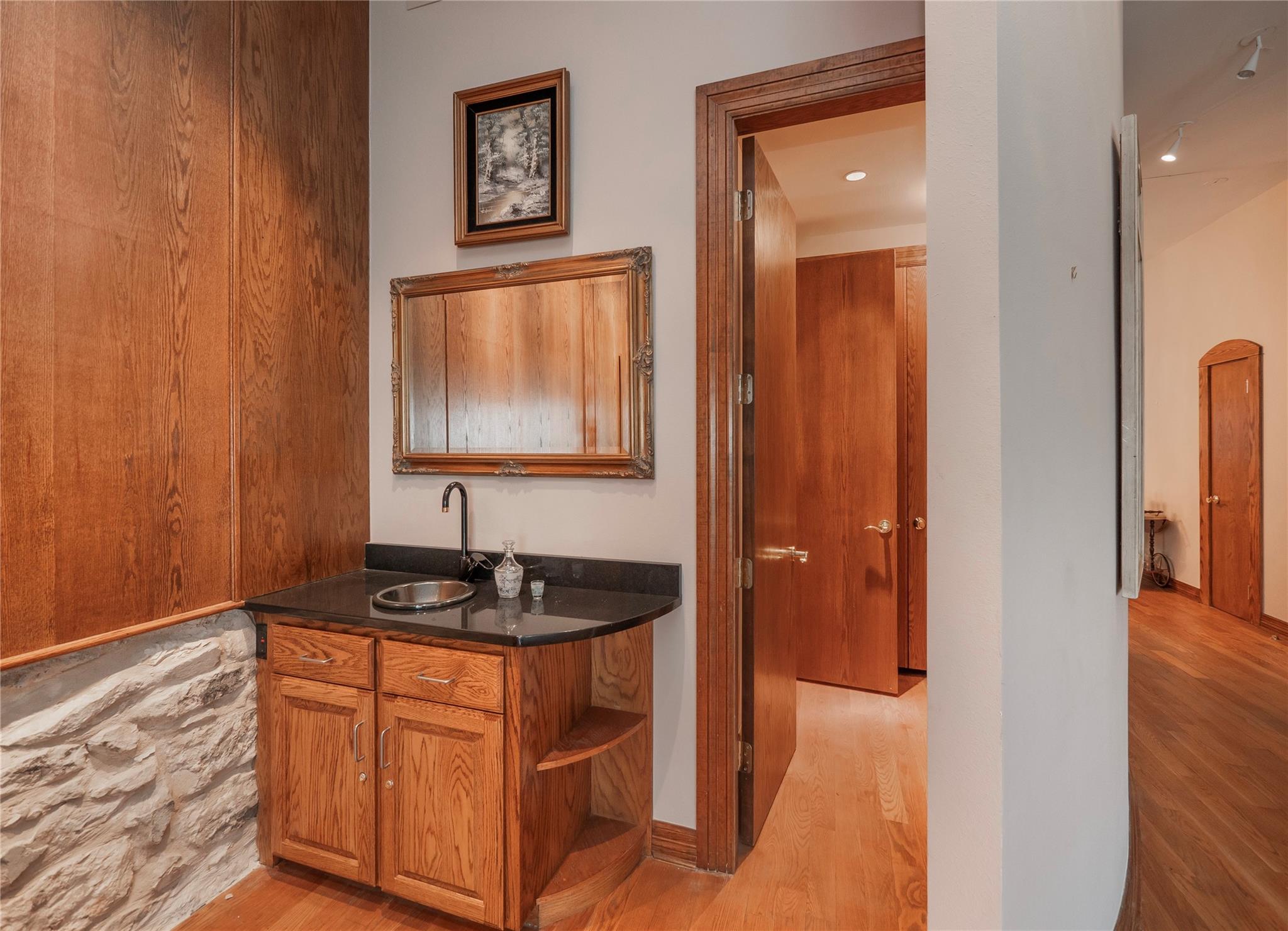 805 Congress Ave, Austin, TX 78701