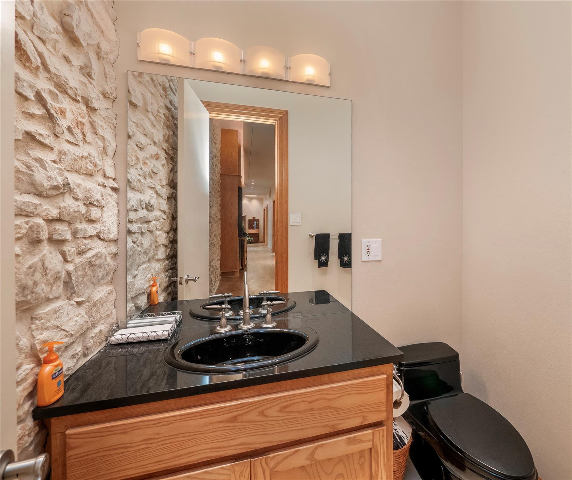 805 Congress Ave, Austin, TX 78701