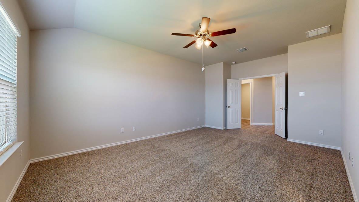 104 Kenzie St, Thorndale, TX 76577