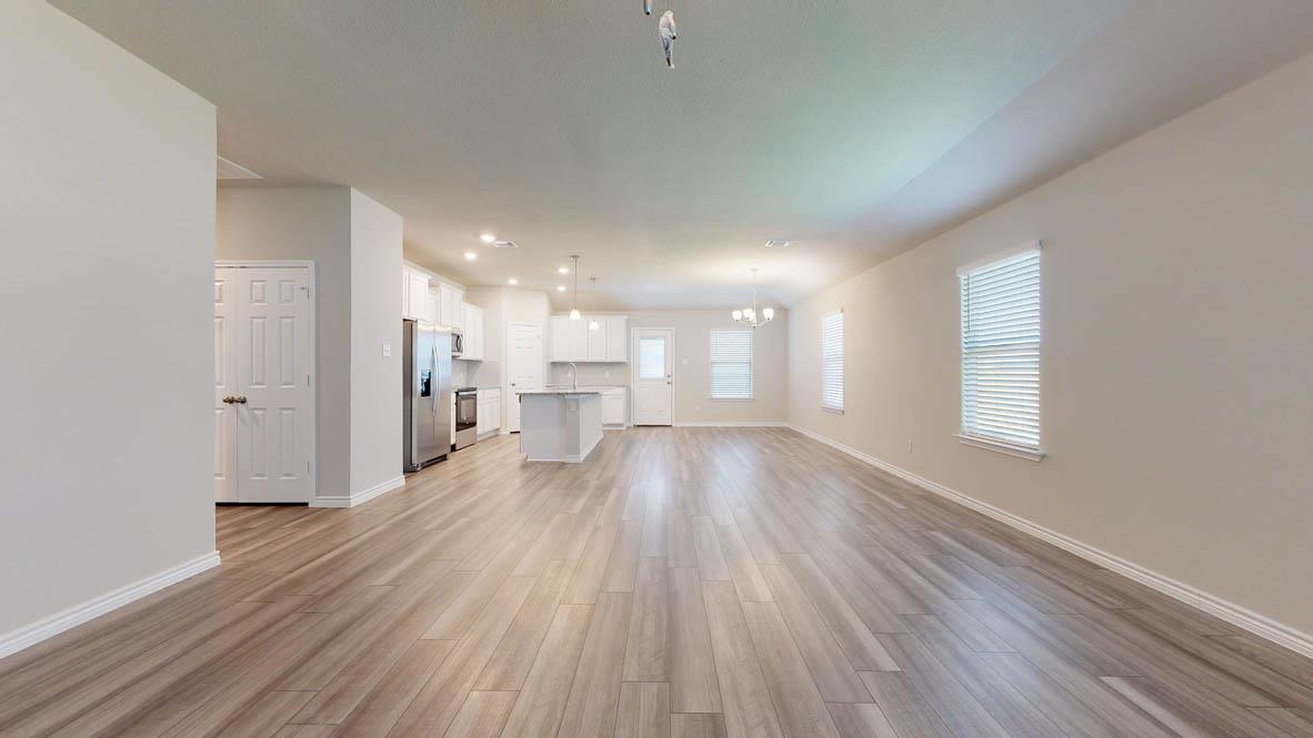 104 Kenzie St, Thorndale, TX 76577