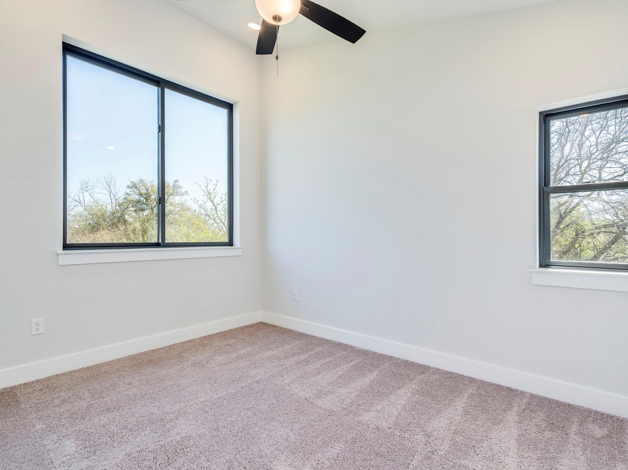 206 E Wonsley Dr # 1 & 2, Austin, TX 78753