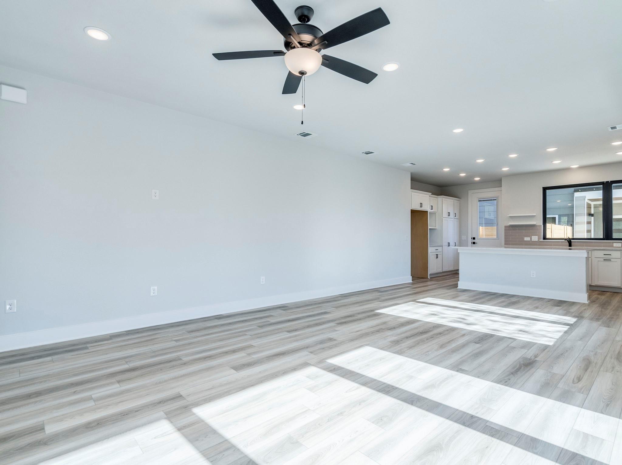 206 E Wonsley Dr # 1 & 2, Austin, TX 78753