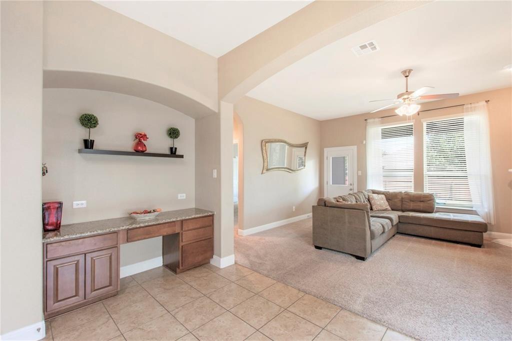 113 Wallin Farms Dr, Hutto, TX 78634