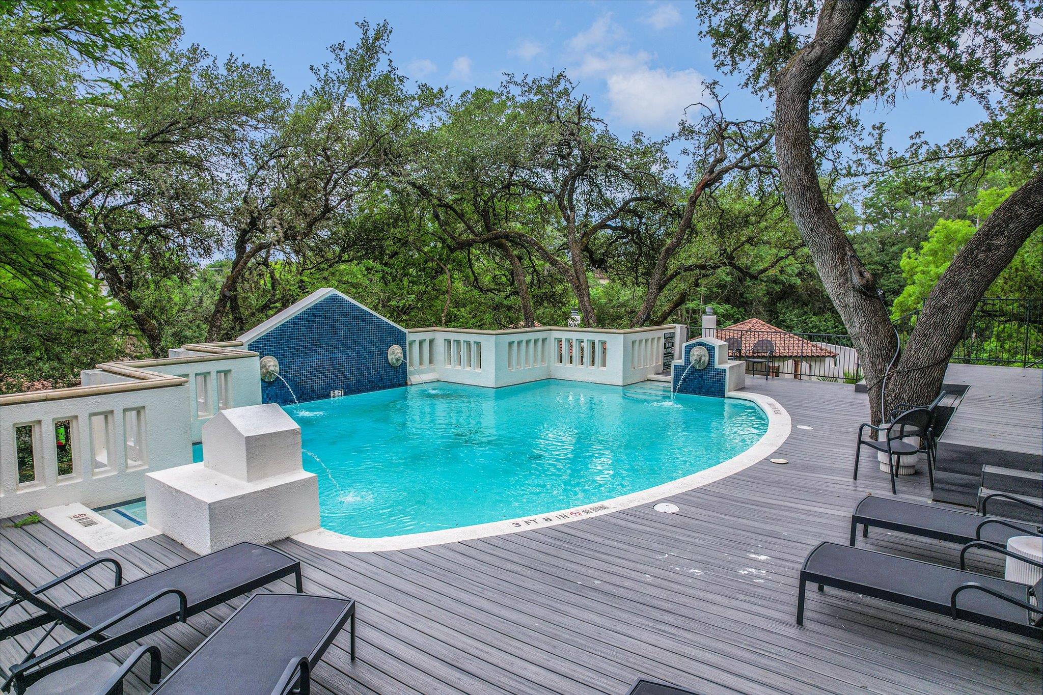 2004 Rue De St Tropez, Austin, TX 78746