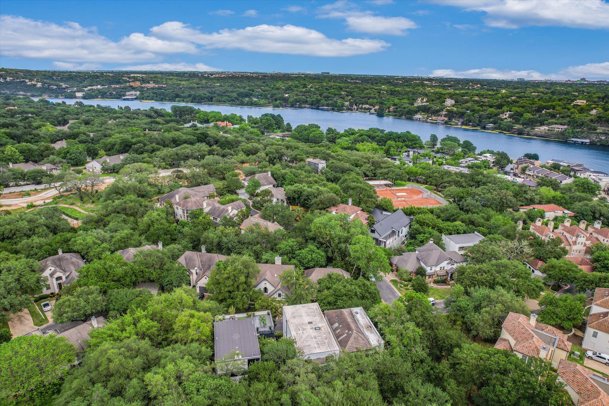 2004 Rue De St Tropez, Austin, TX 78746