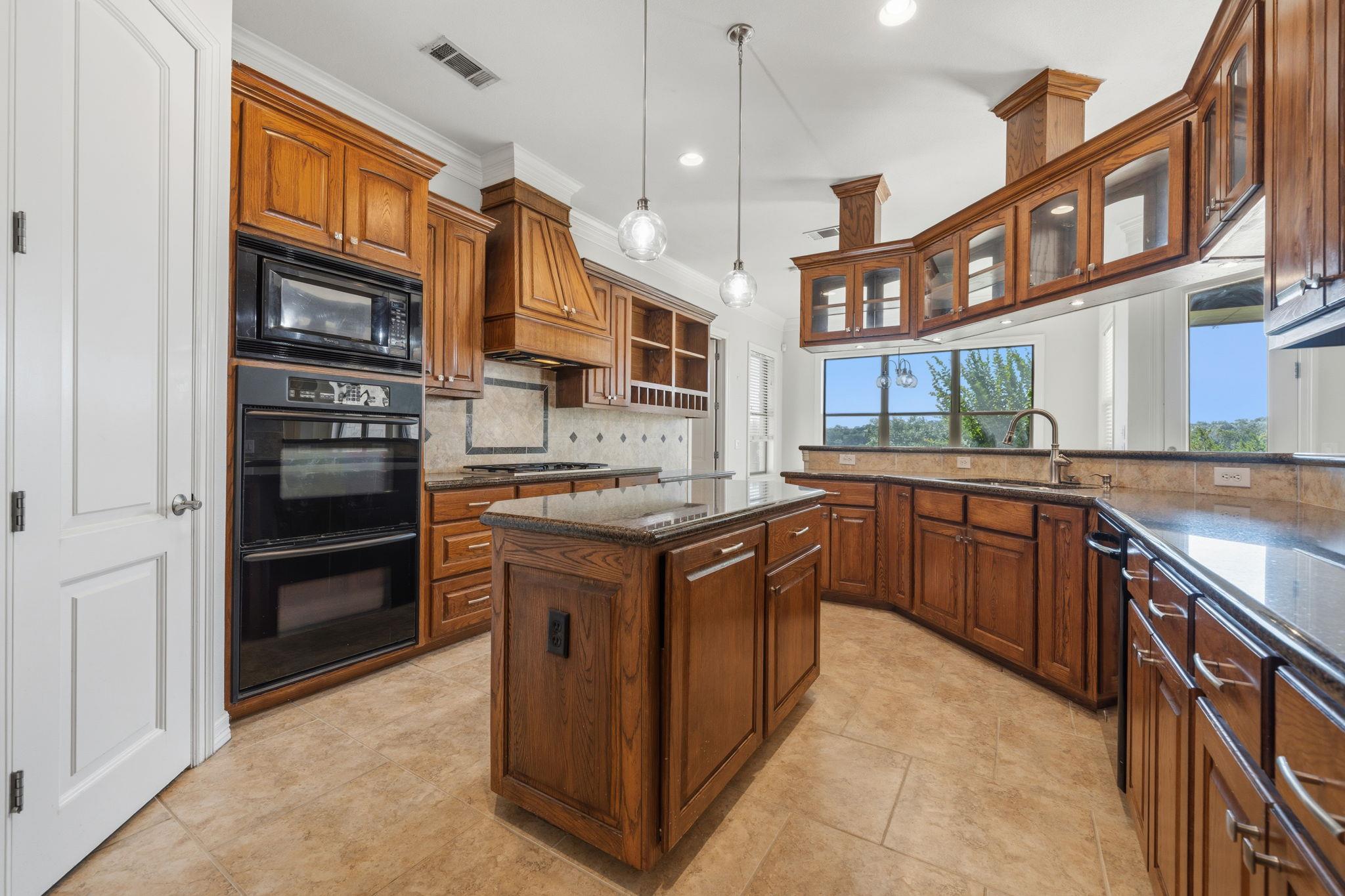 1719 Resaca Blvd, Austin, TX 78738