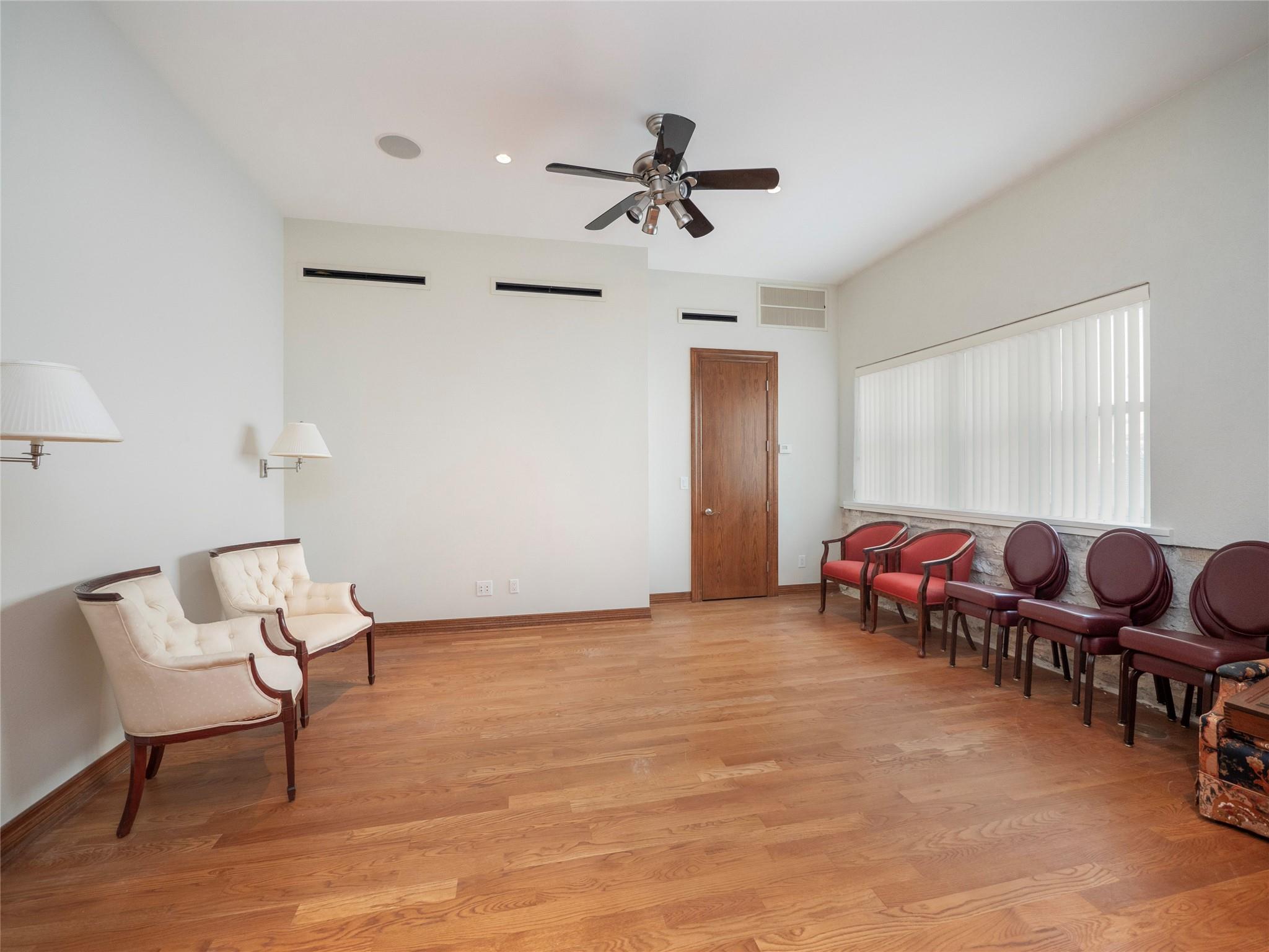 805 Congress Ave, Austin, TX 78701