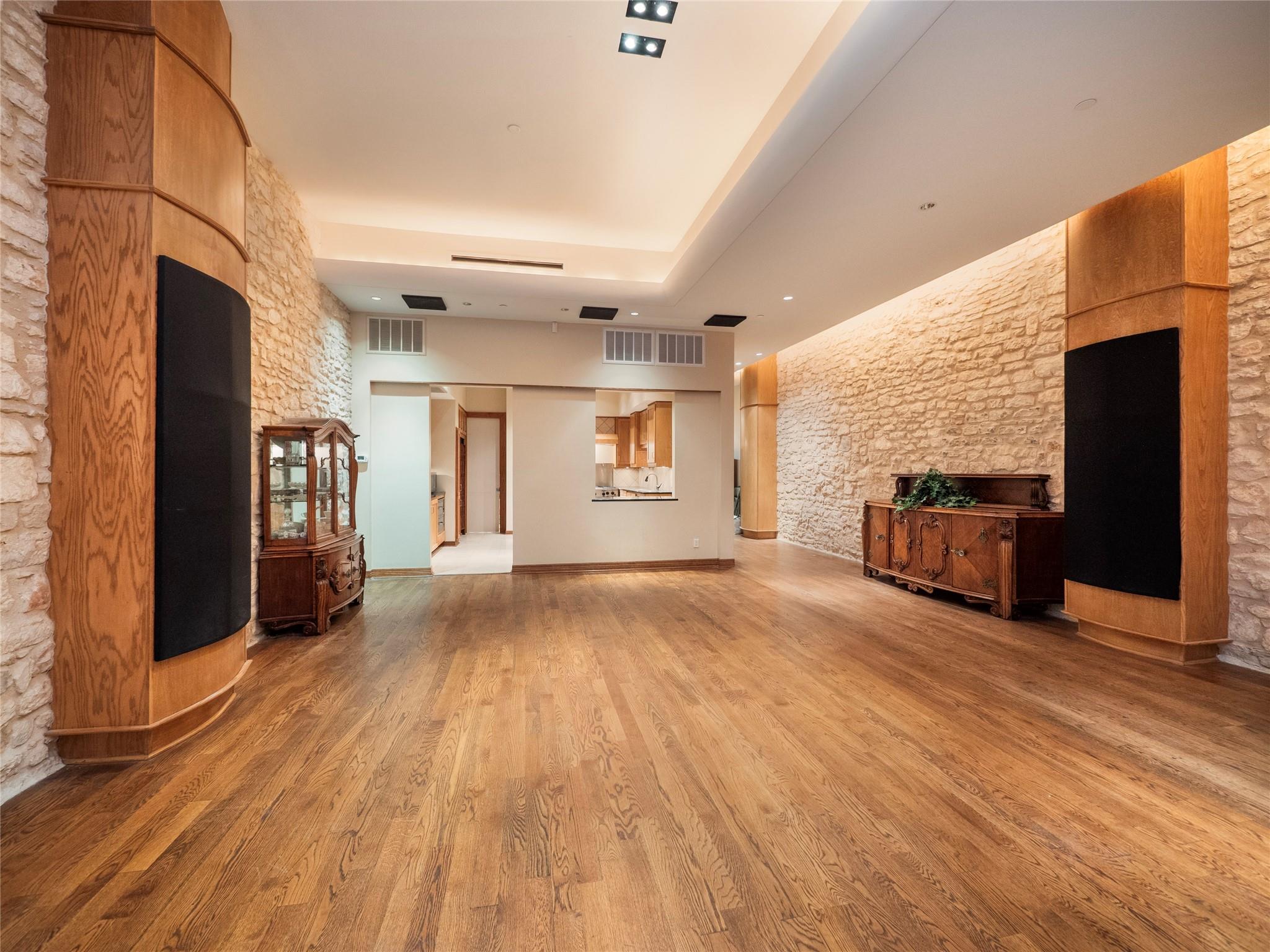 805 Congress Ave, Austin, TX 78701