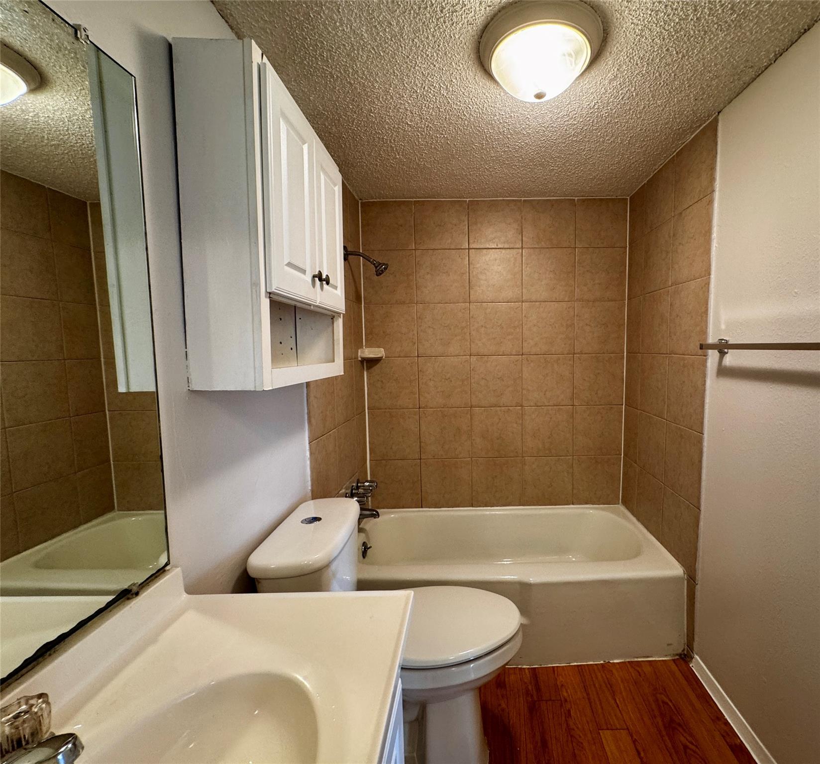 8905 Parkfield Dr # 203, Austin, TX 78758