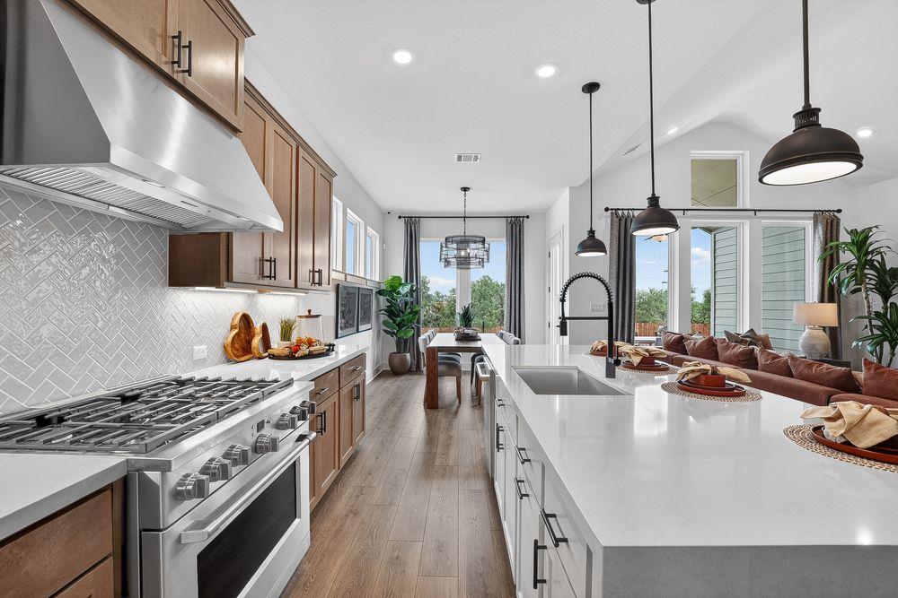 480 Emerald Walk Loop, Dripping Springs, TX 78620