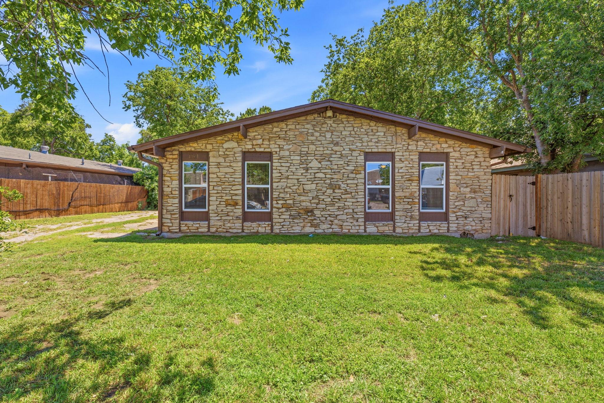 1911 Hearthside Dr # A/B, Austin, TX 78757
