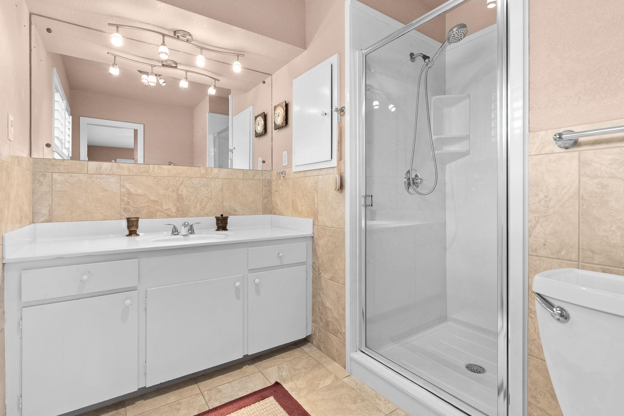 708 W North Ave, Lampasas, TX 76550
