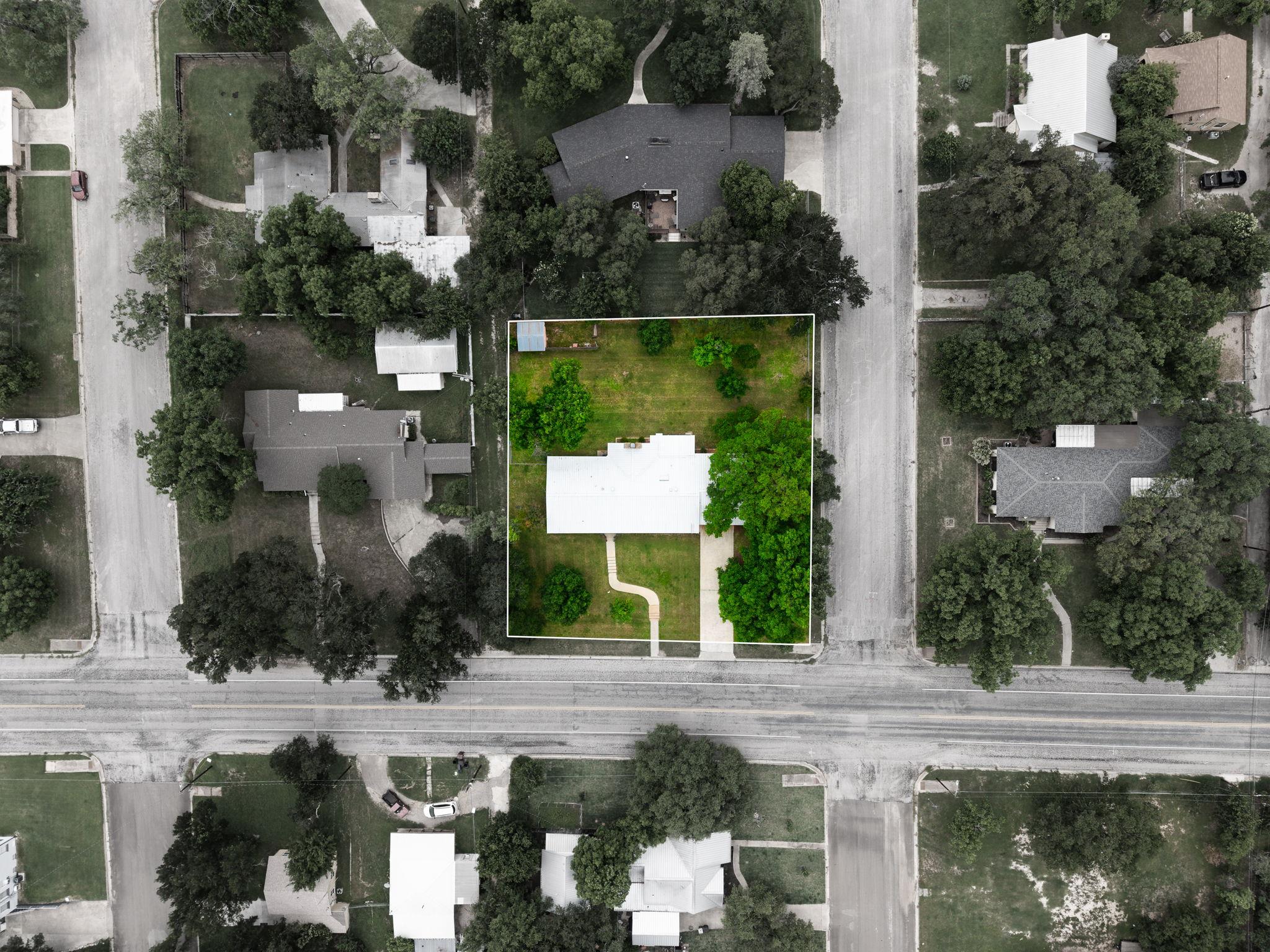 708 W North Ave, Lampasas, TX 76550