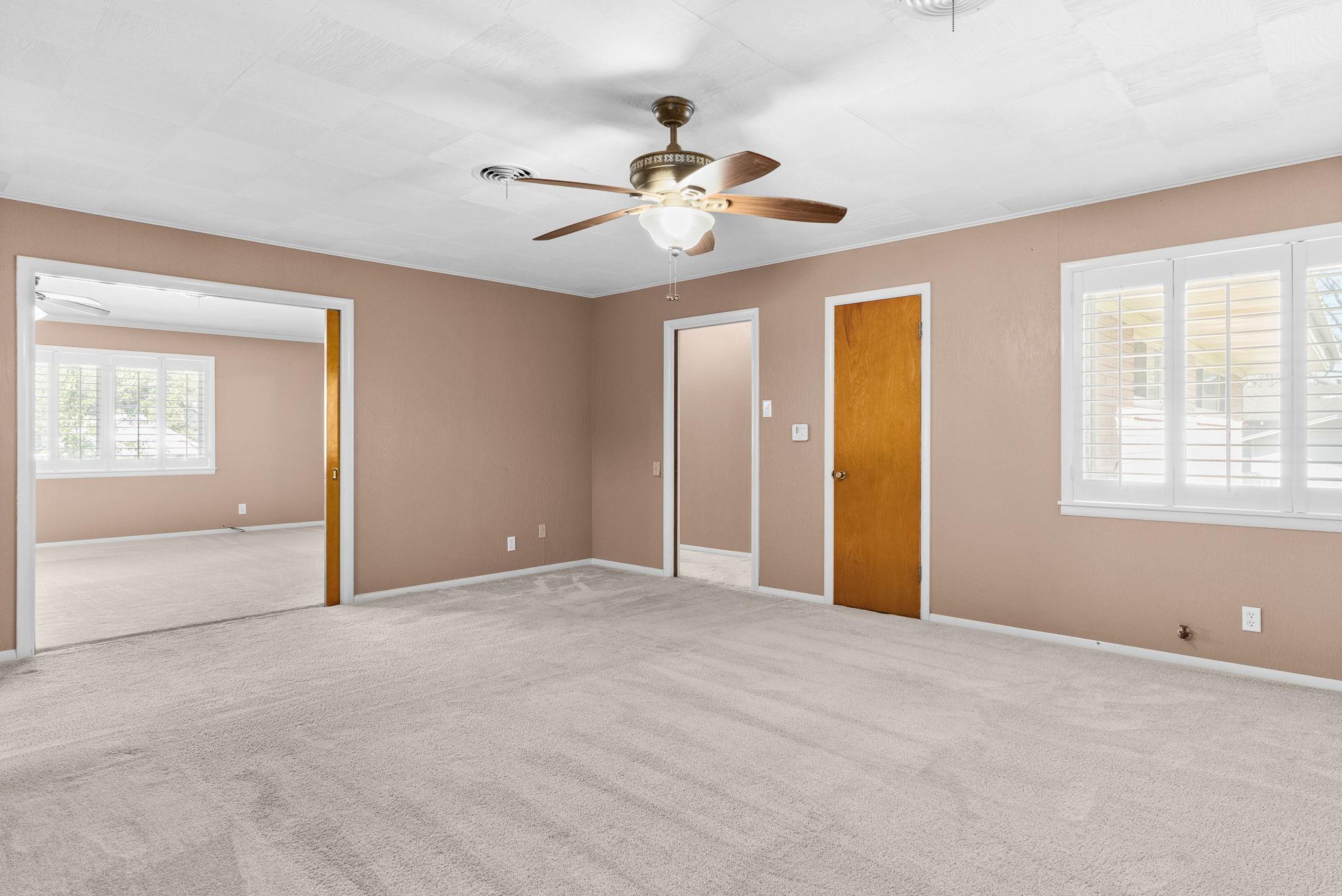708 W North Ave, Lampasas, TX 76550