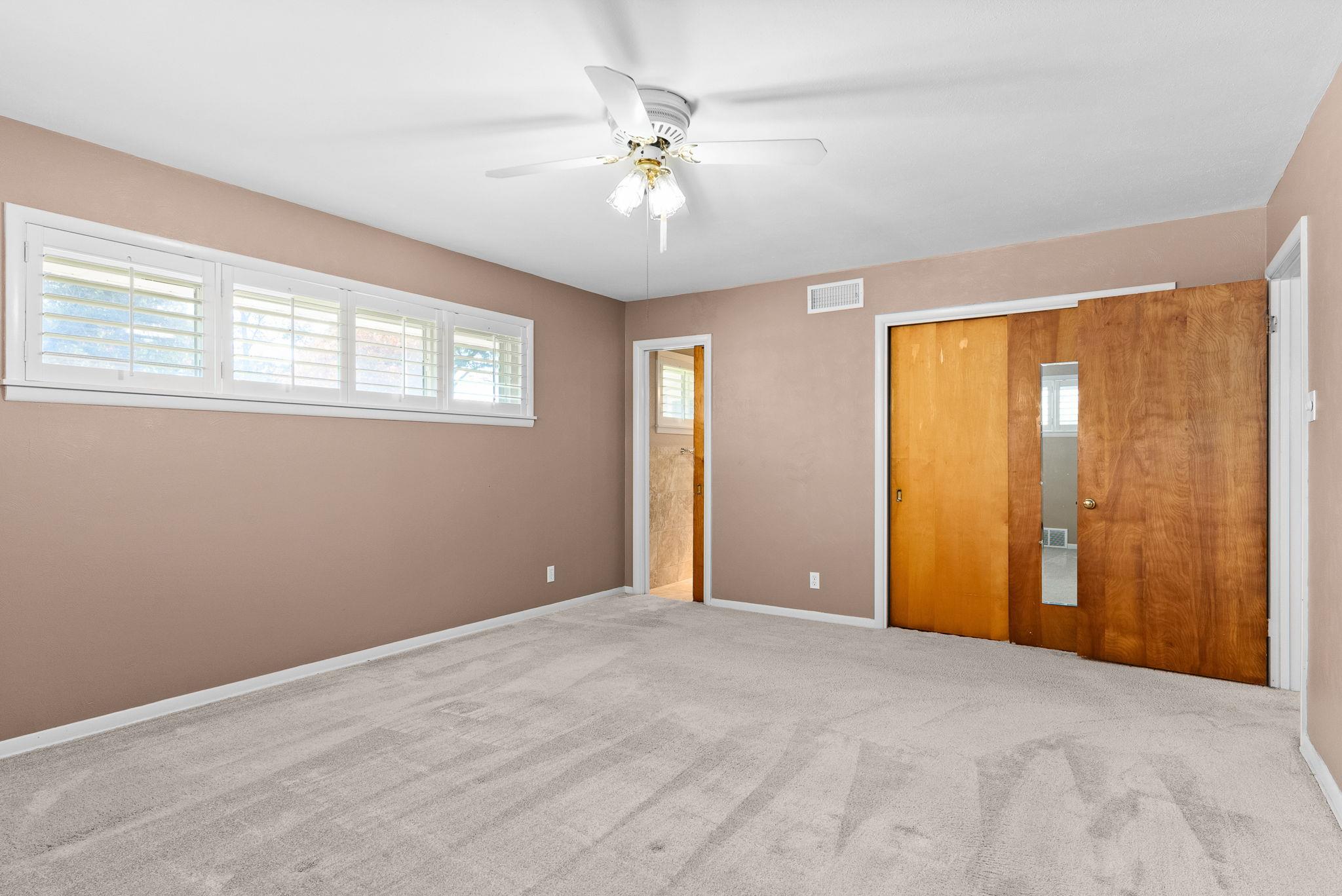 708 W North Ave, Lampasas, TX 76550