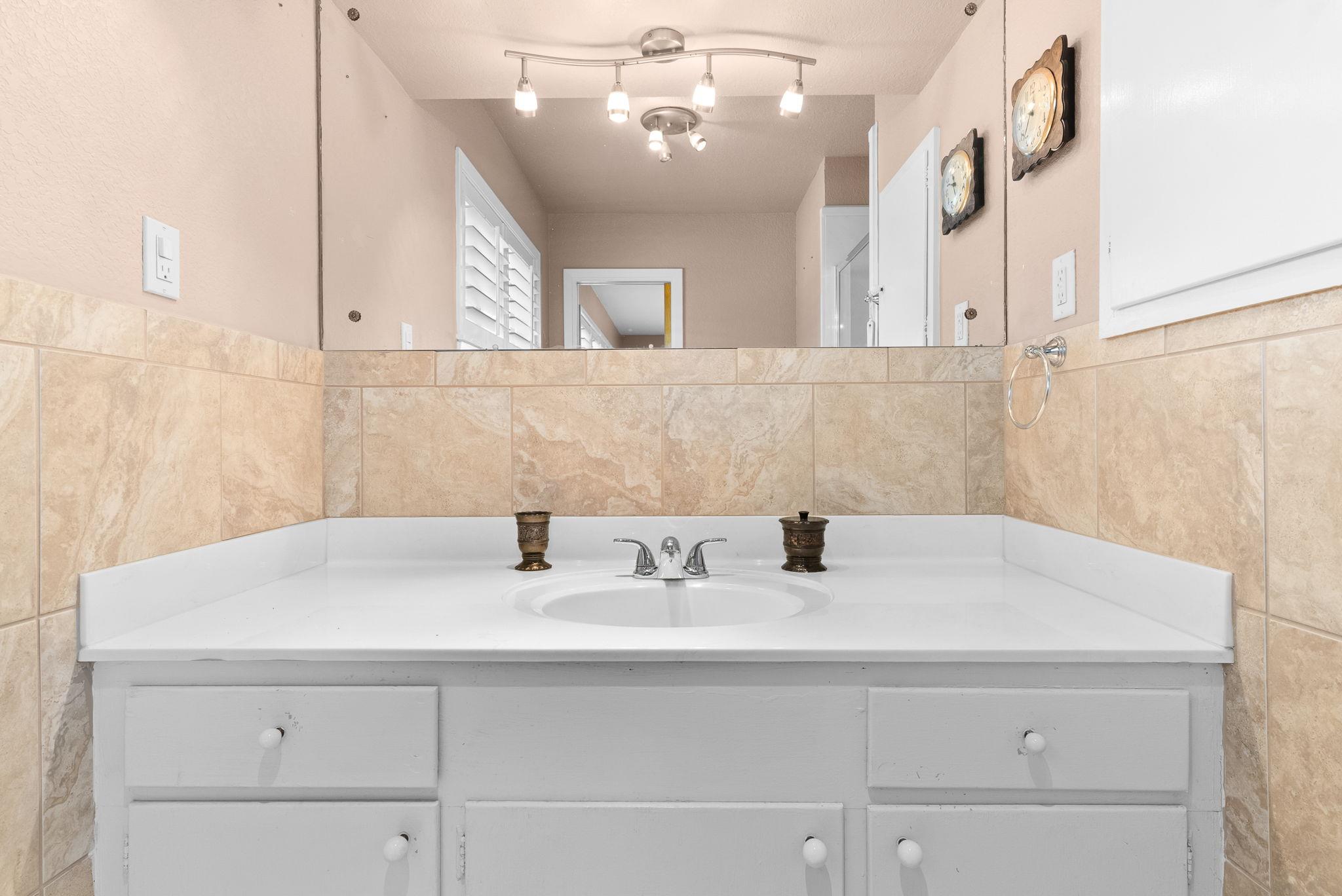 708 W North Ave, Lampasas, TX 76550