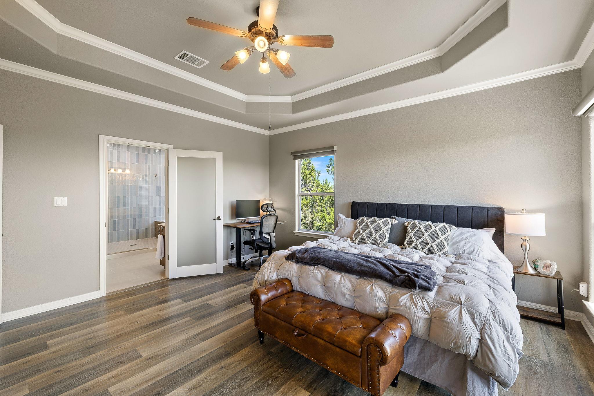 501 Lakeland Cir, Lago Vista, TX 78645