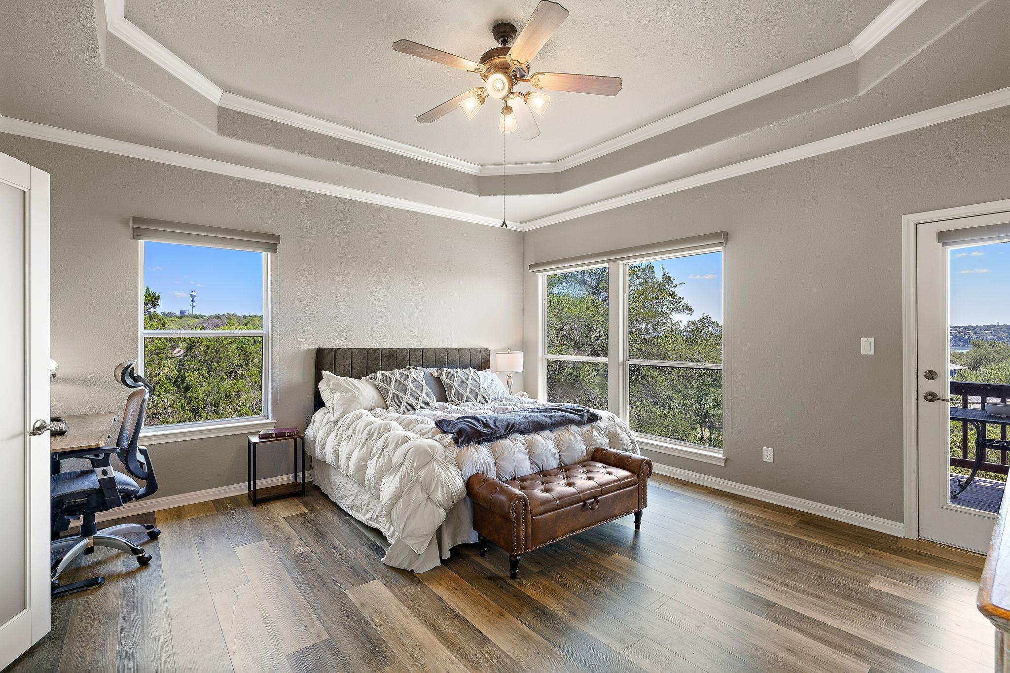501 Lakeland Cir, Lago Vista, TX 78645