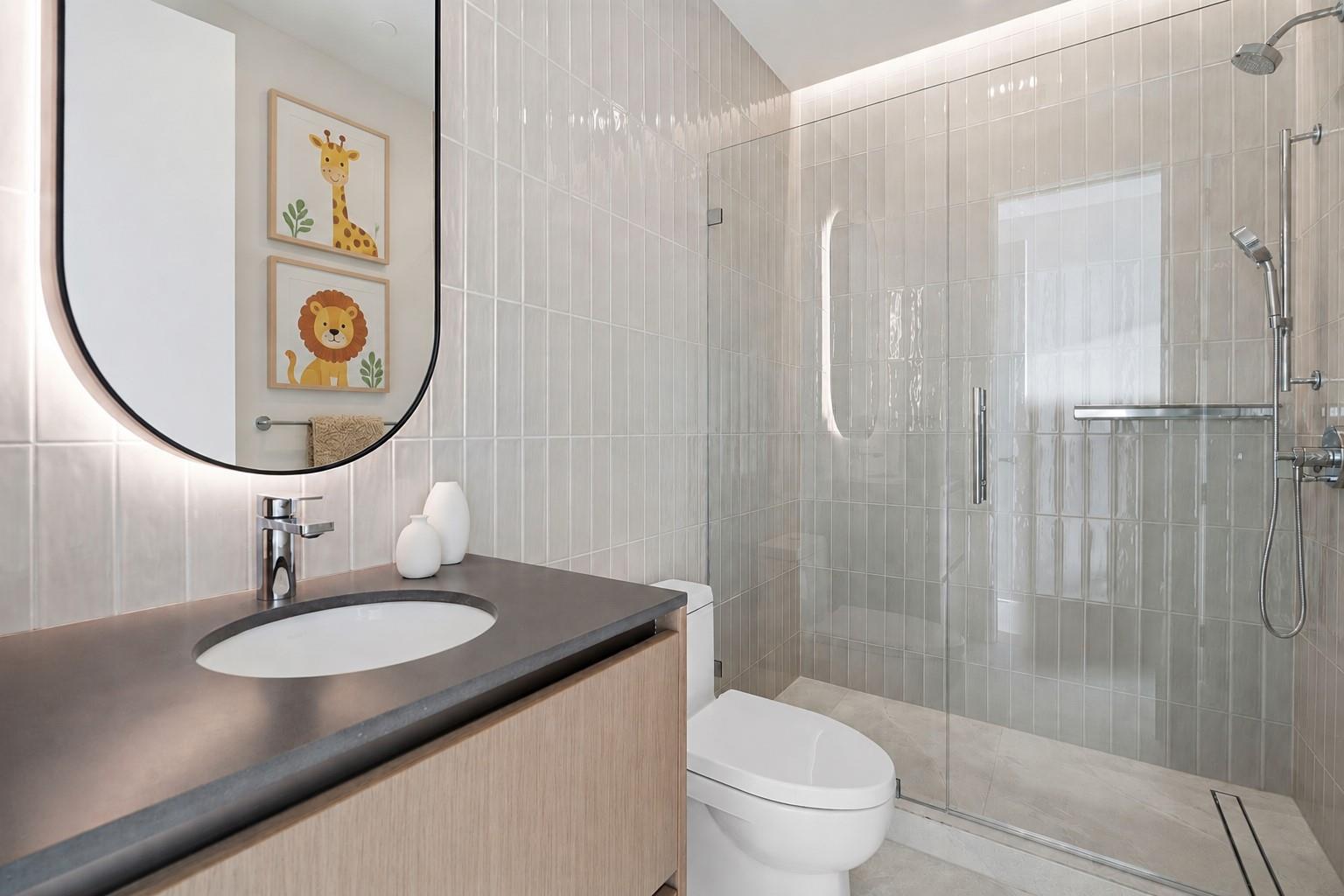610 Davis St # 4204, Austin, TX 78701
